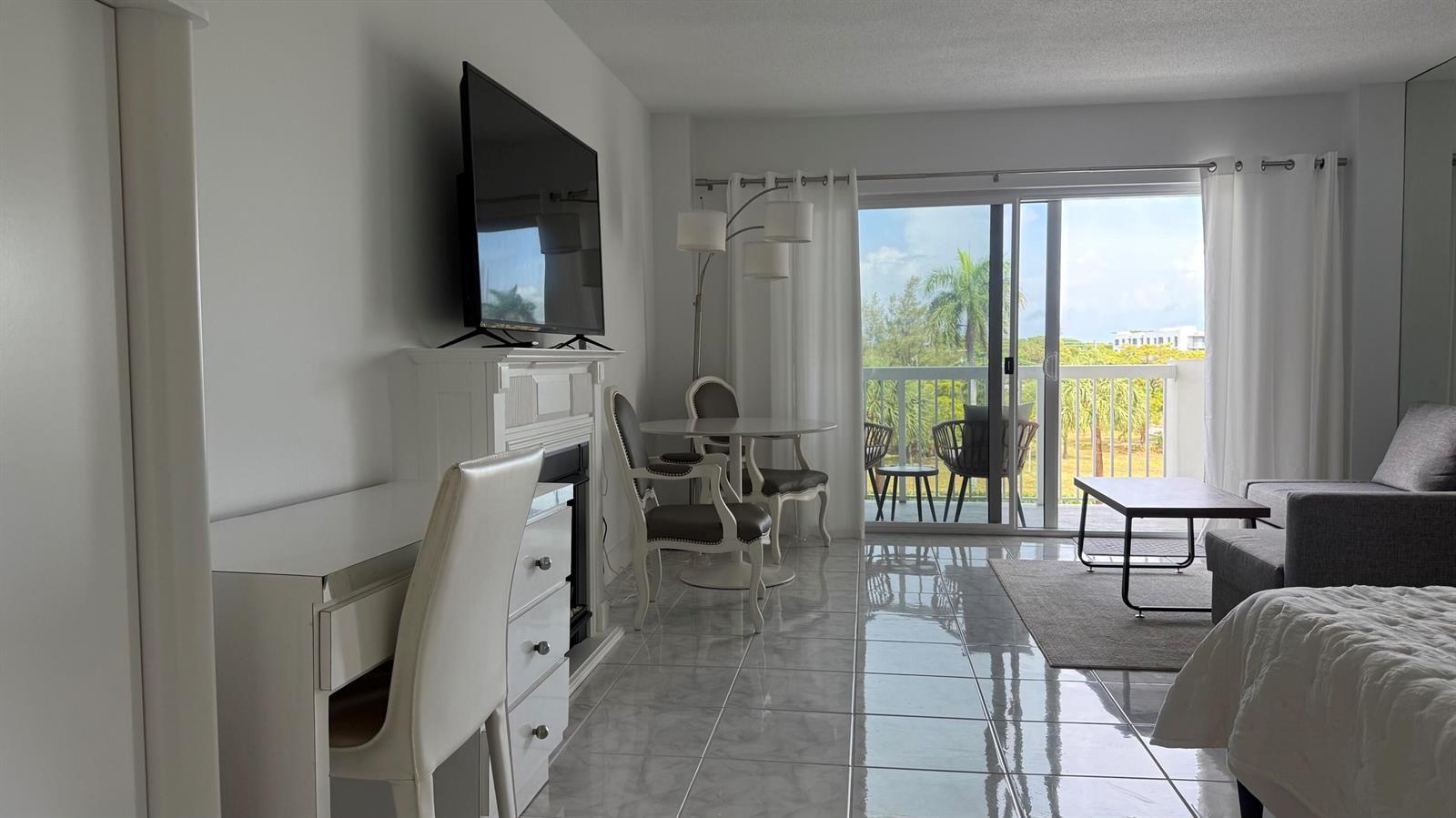 2600 N Flagler Drive # 413, West Palm Beach FL 33407 photo 2