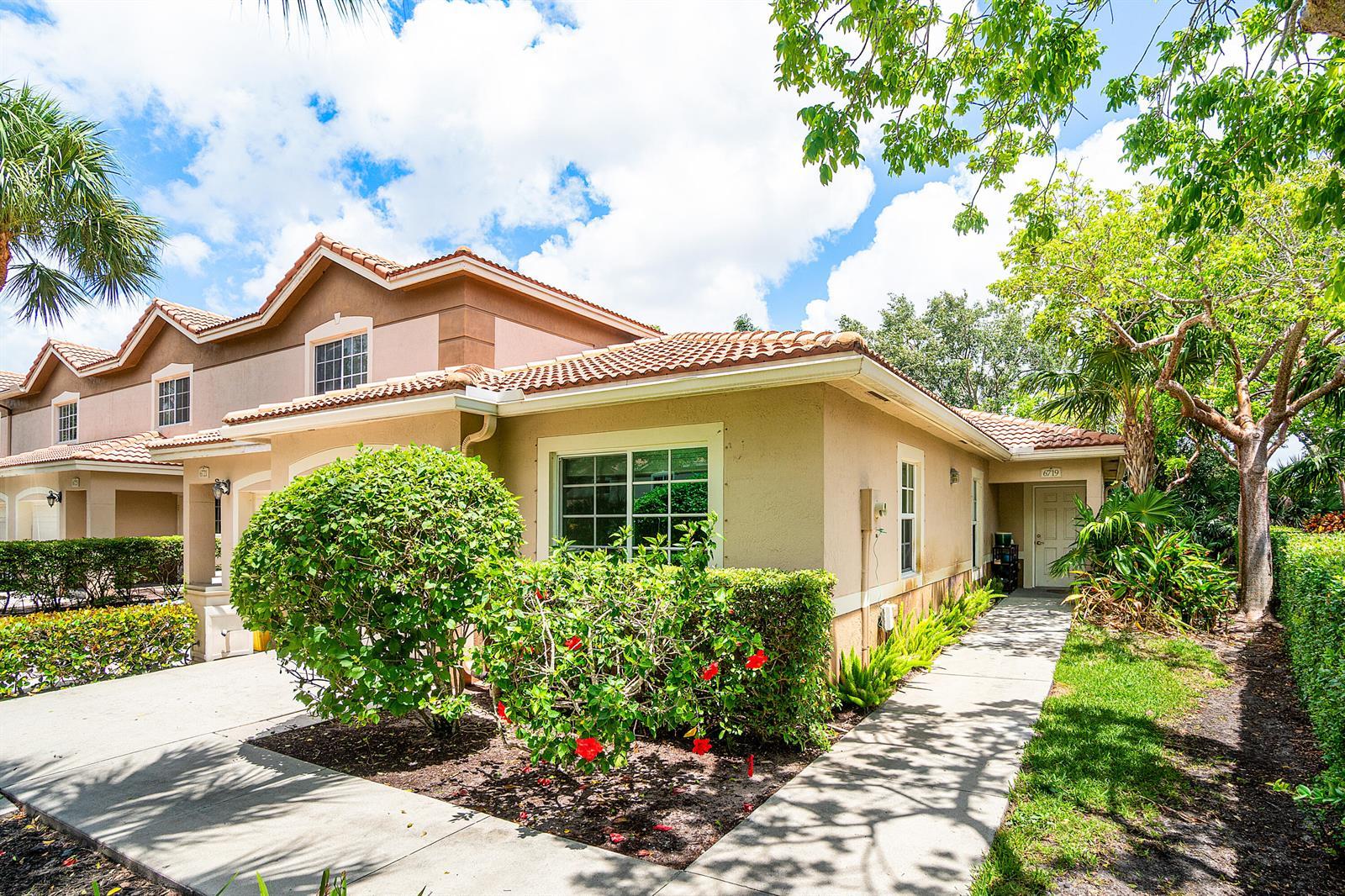 6719 Old Farm Trail, Boynton Beach FL 33437 photo 4