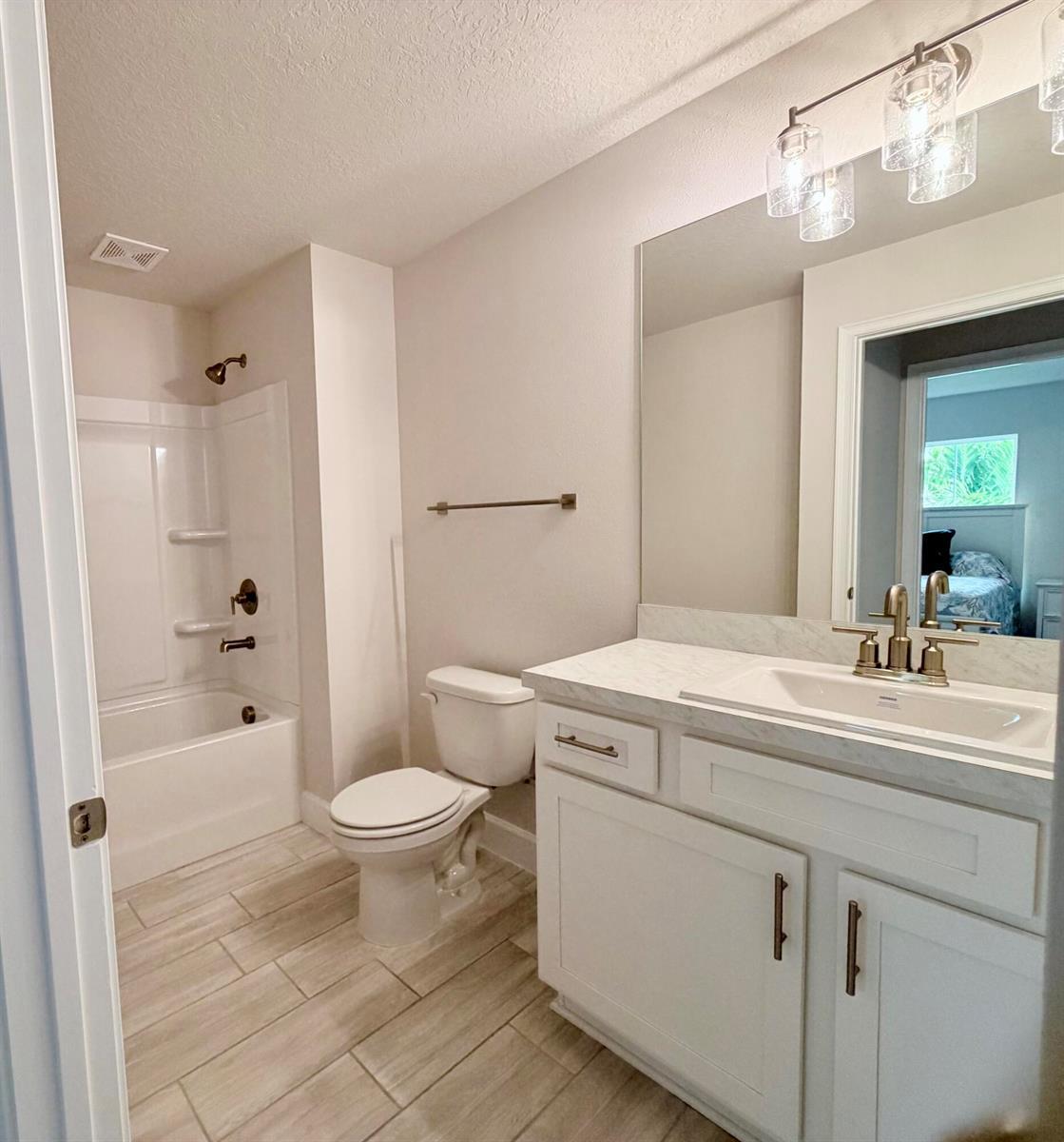 8642 Giovanni Avenue, Fort Pierce FL 34951 photo 4