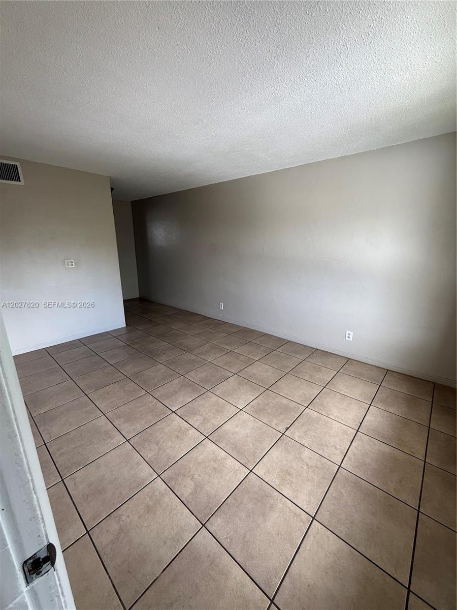 6841 Pembroke Rd # 5, Pembroke Pines FL 33023 photo 4