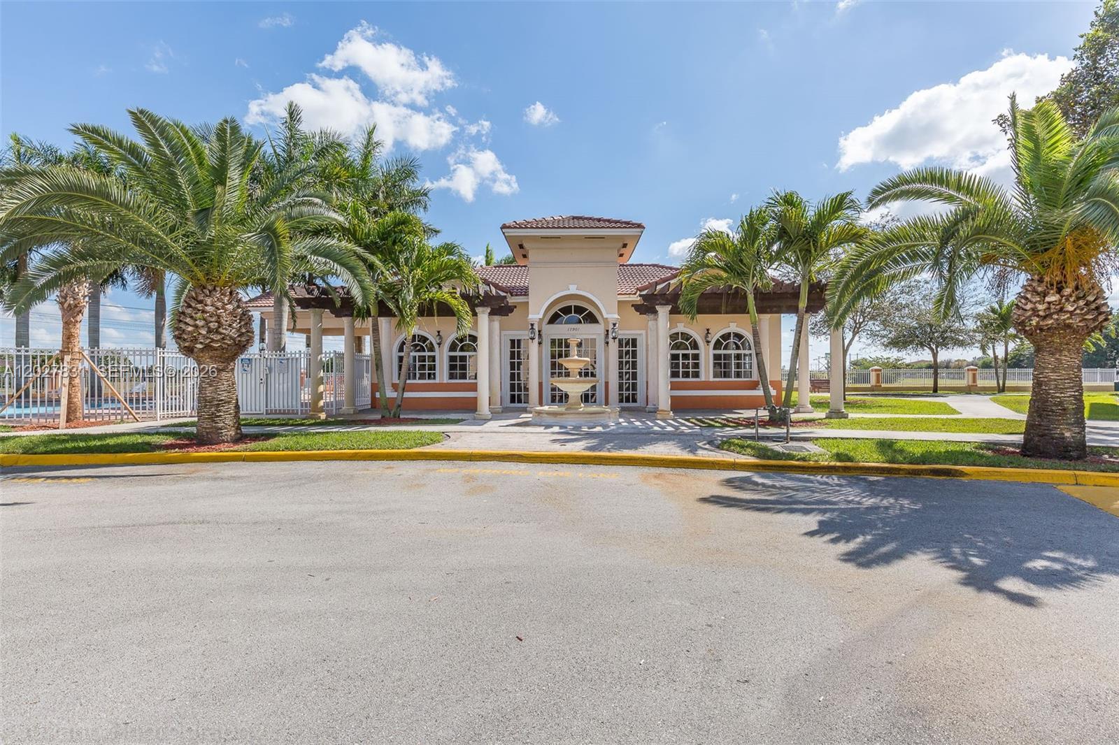 7488 NW 181st St # 7488, Hialeah FL 33015 photo 3