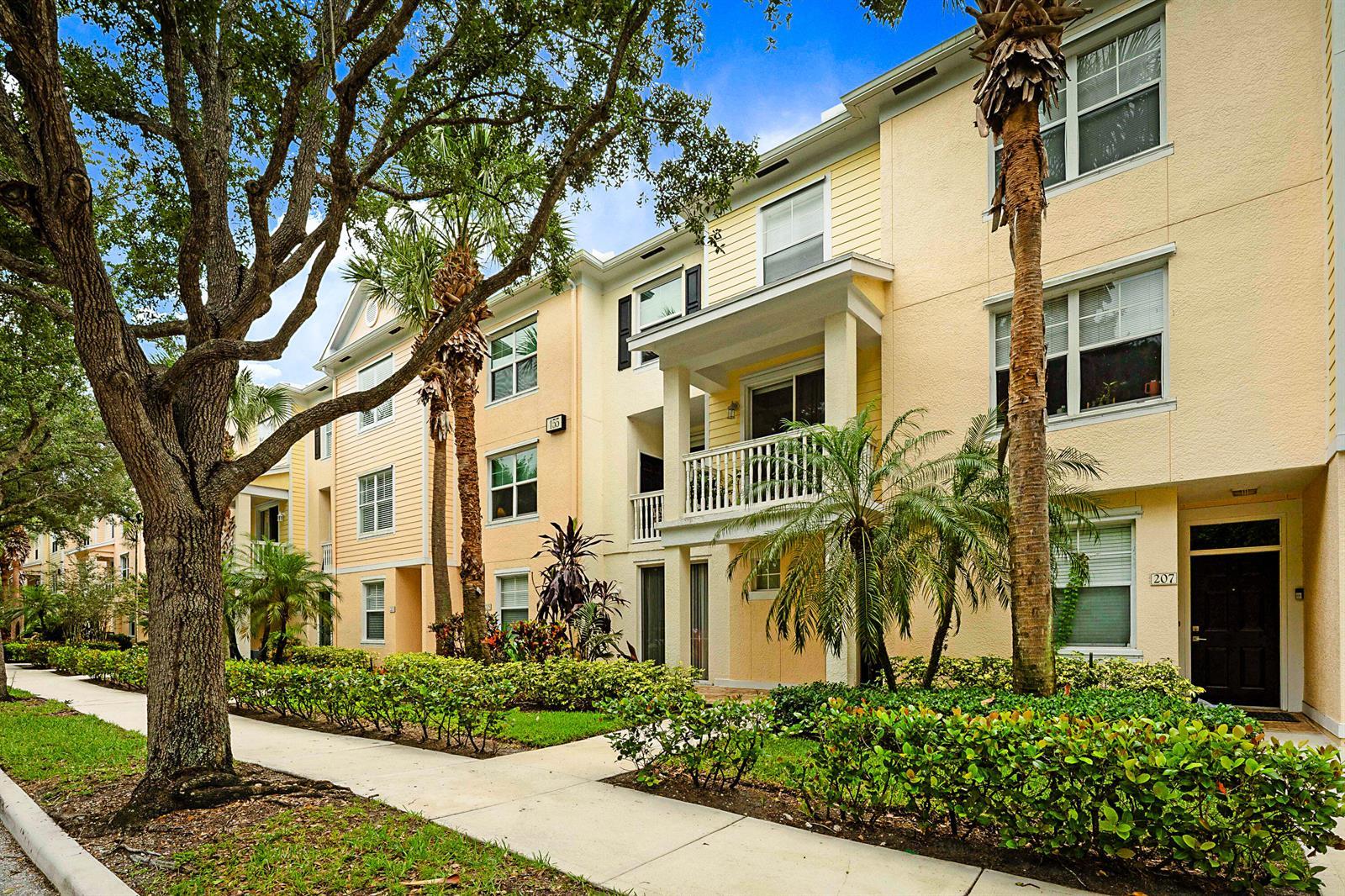 155 Galicia Way # 210, Jupiter FL 33458