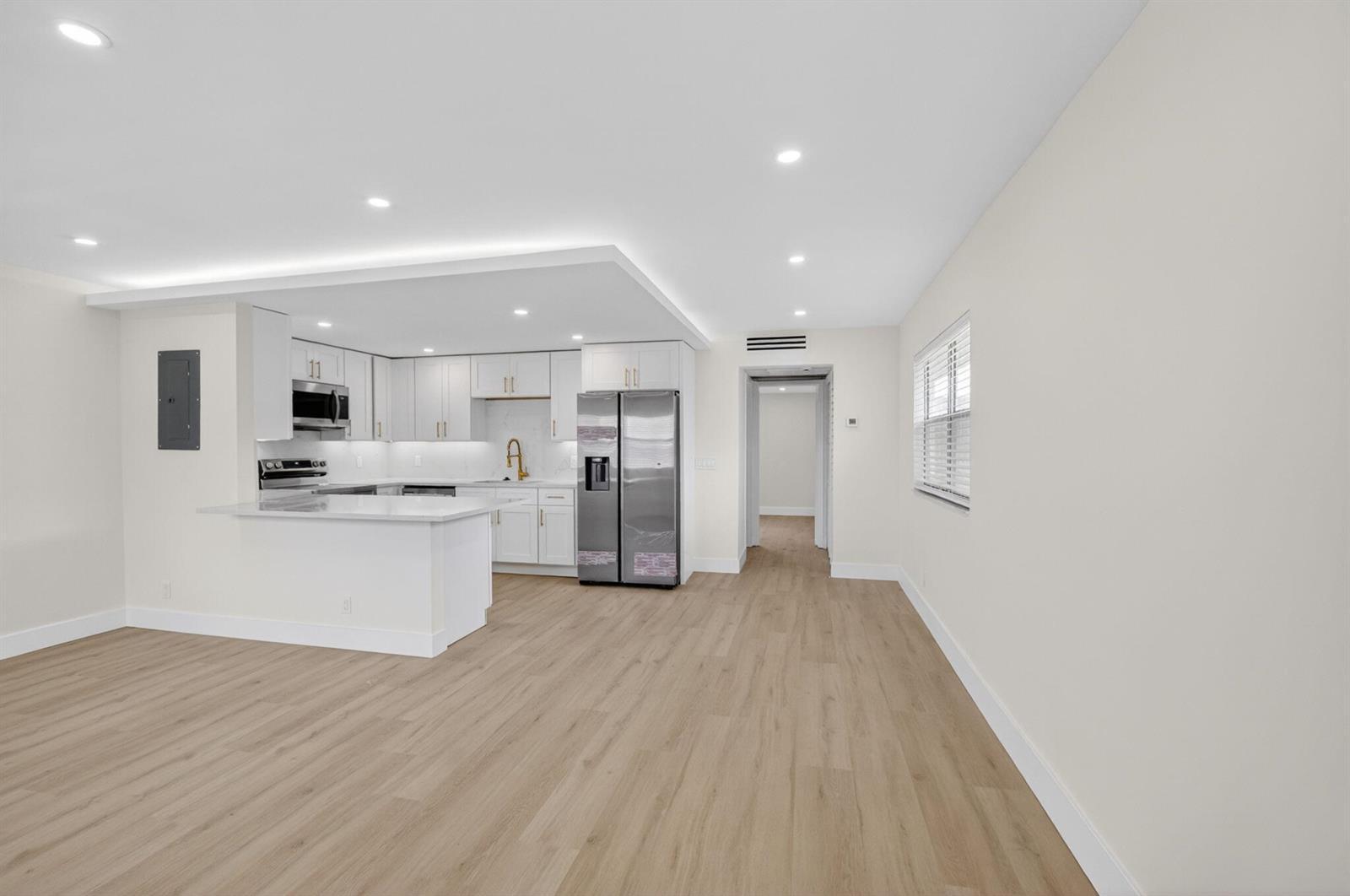 270 Brittany F, Delray Beach FL 33446 photo 2