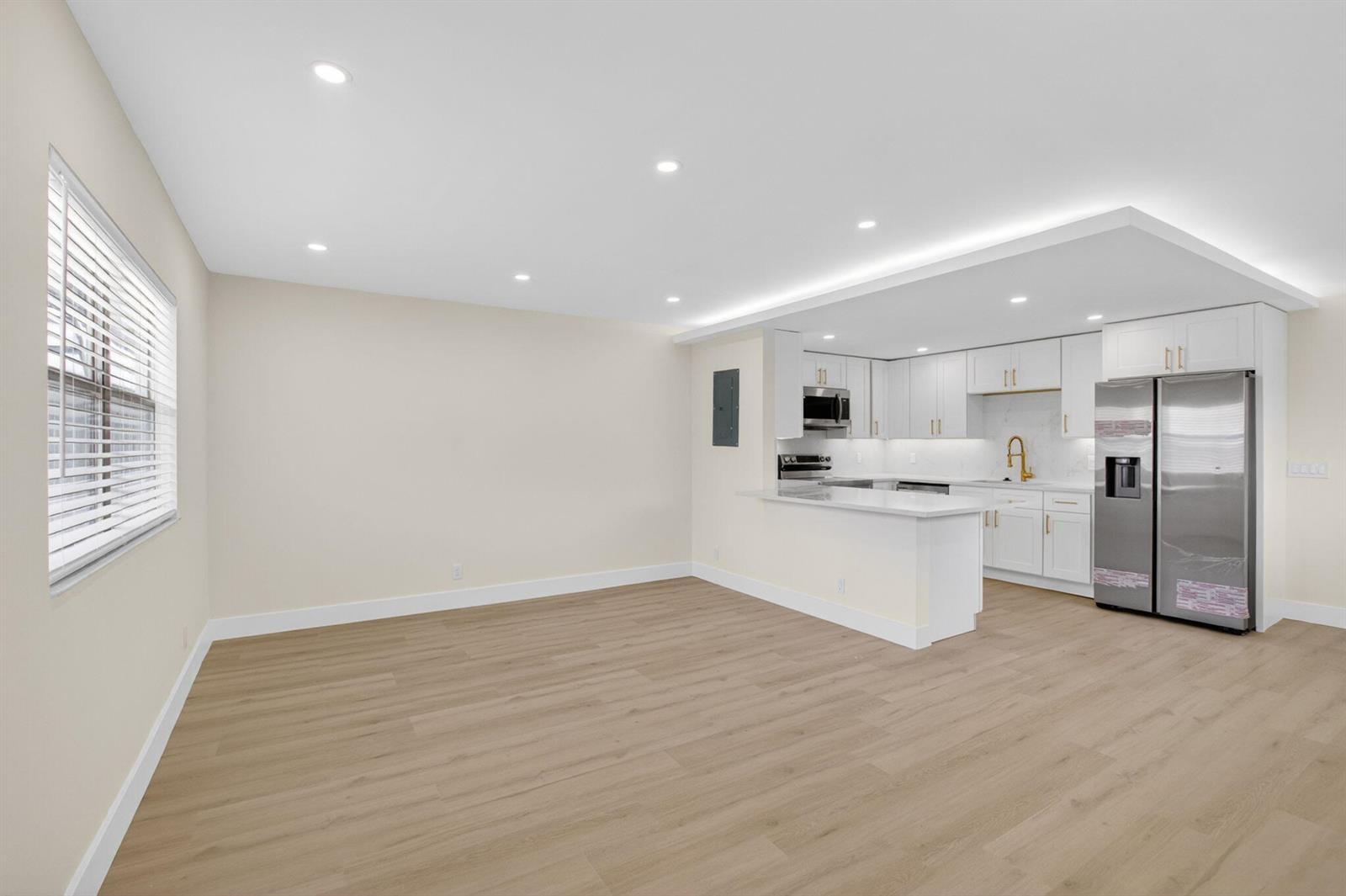 270 Brittany F, Delray Beach FL 33446 photo 3