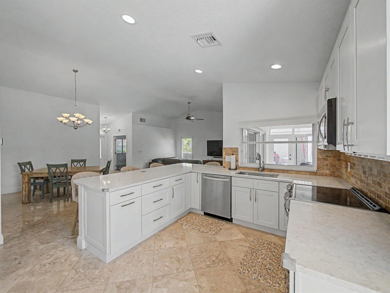 10109 Oak Bark Lane, Palm Beach Gardens FL 33410 photo 4
