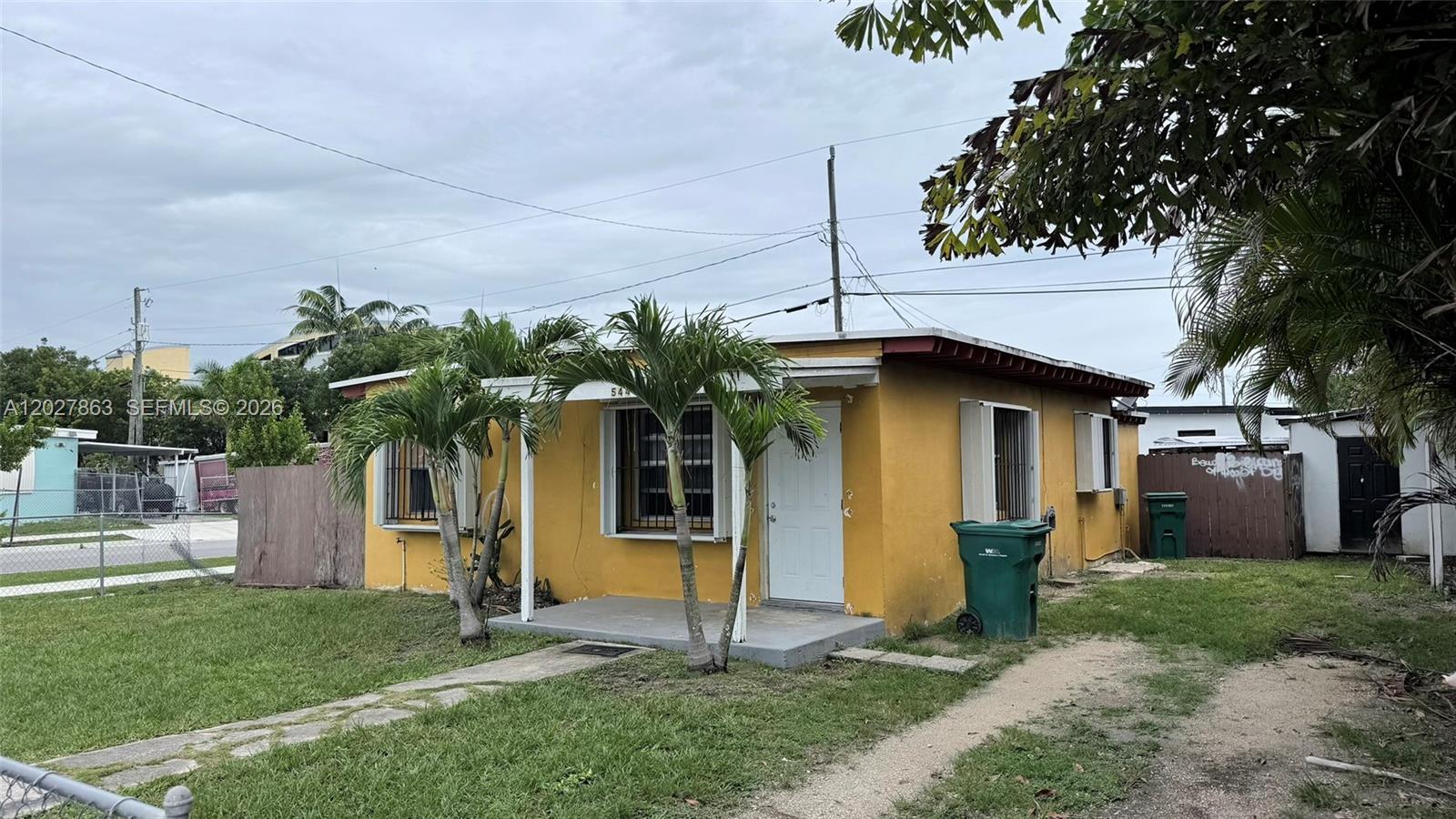 544 NW 10th St, Florida City FL 33034 photo 2