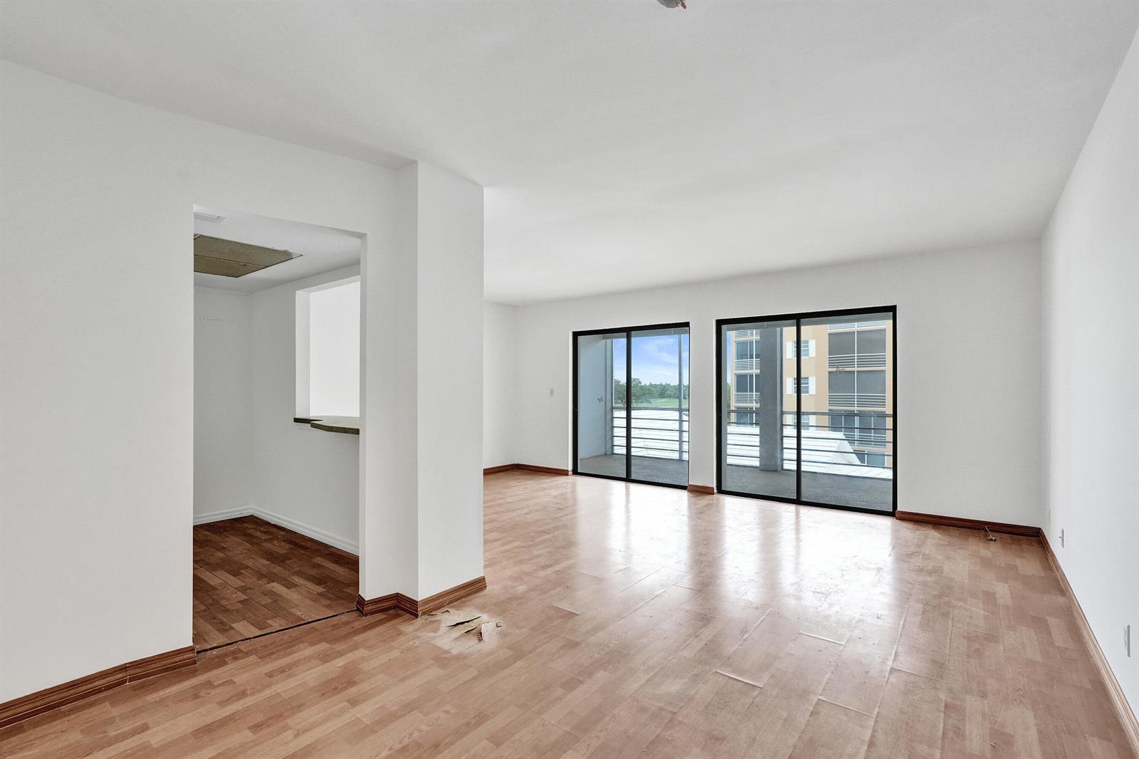 304 Golfview Road # 304, North Palm Beach FL 33408 photo 4