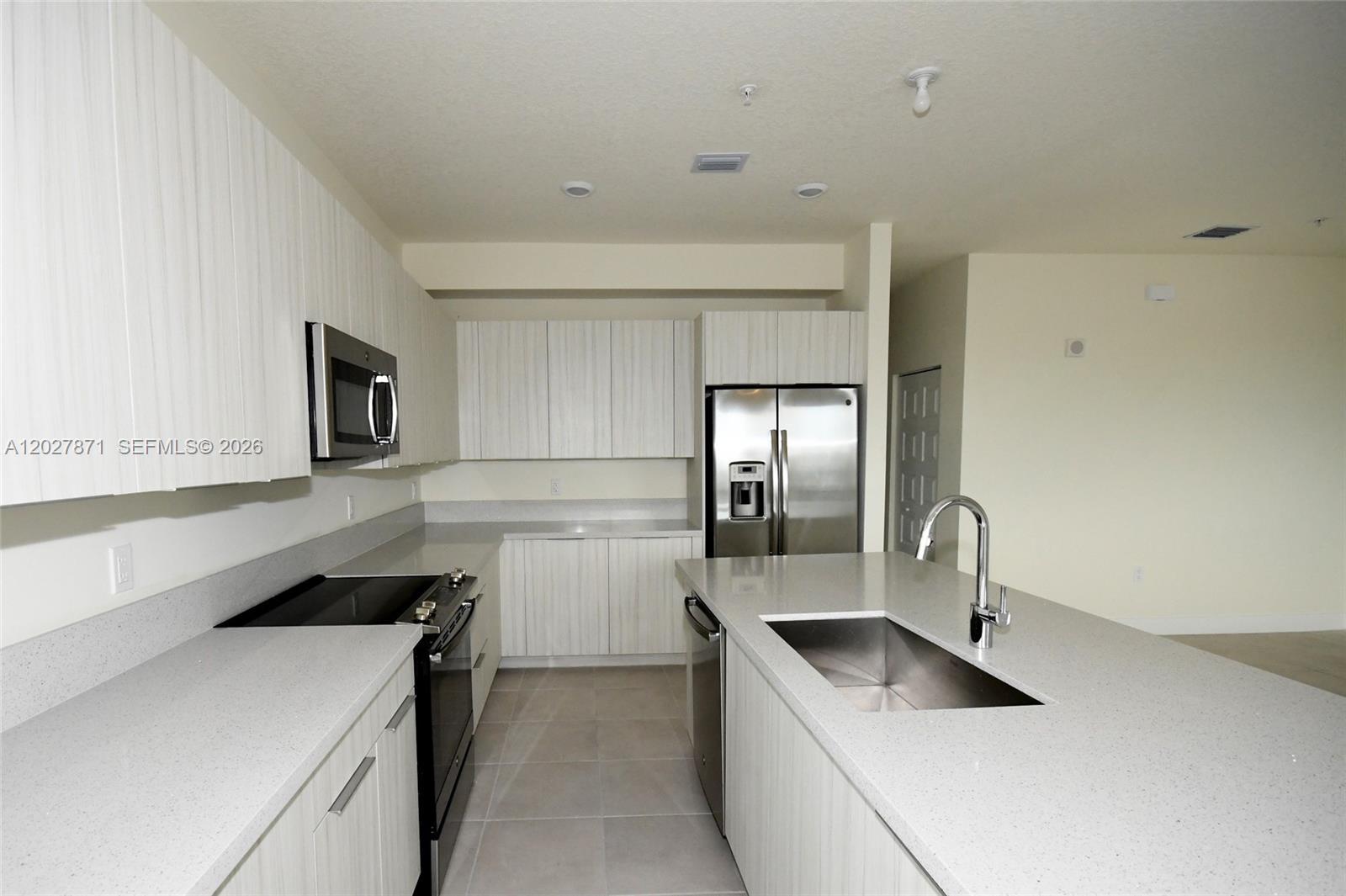 4700 NW 84th Ave # 18, Doral FL 33166 photo 4