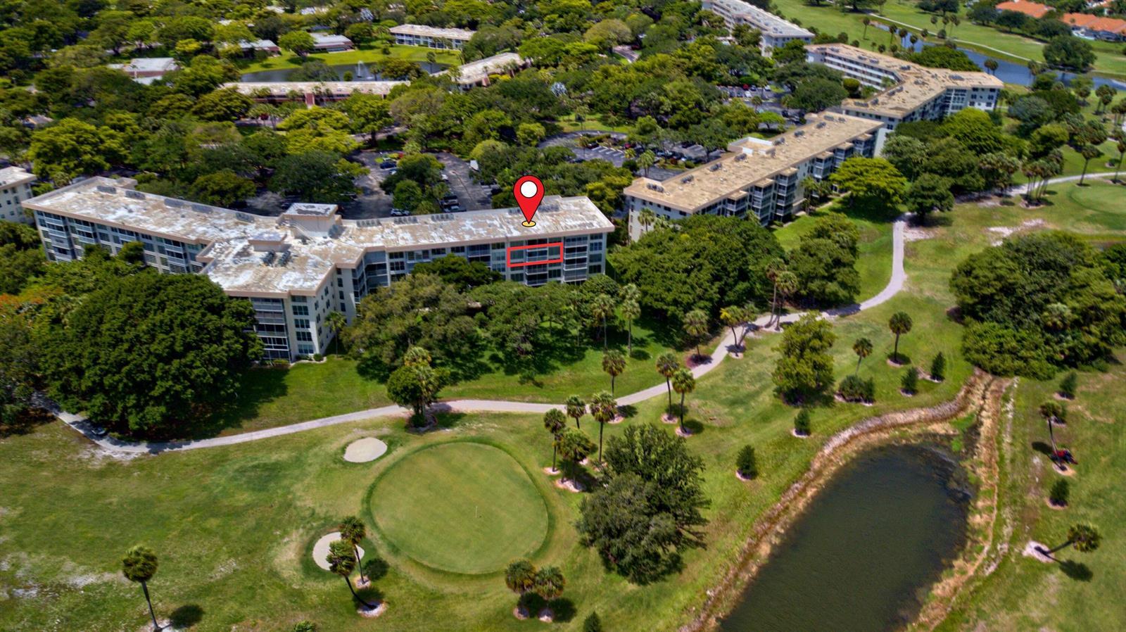 3900 Oaks Clubhouse Drive # 411, Pompano Beach FL 33069 photo 2