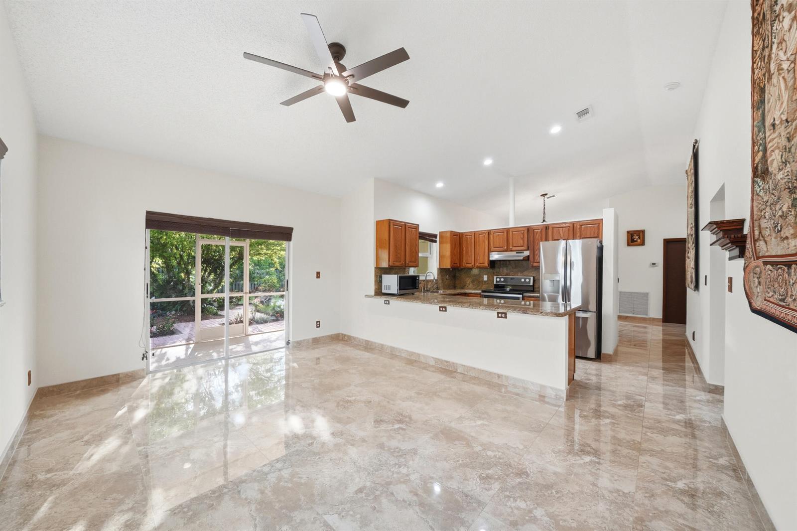 5787 SW 57th Way, Davie FL 33314 photo 4