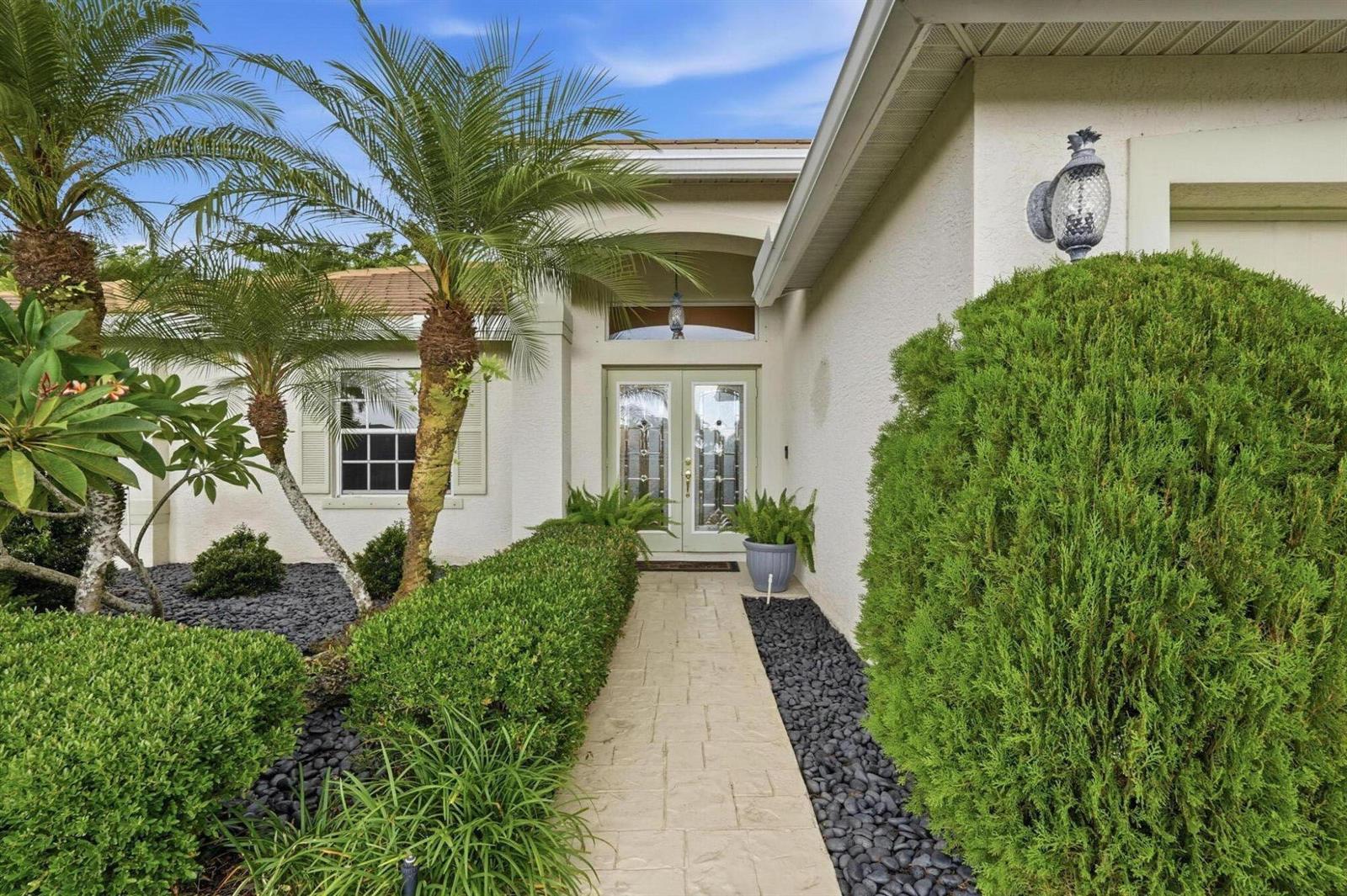 3916 Cypress Lake Drive, Lake Worth FL 33467 photo 2