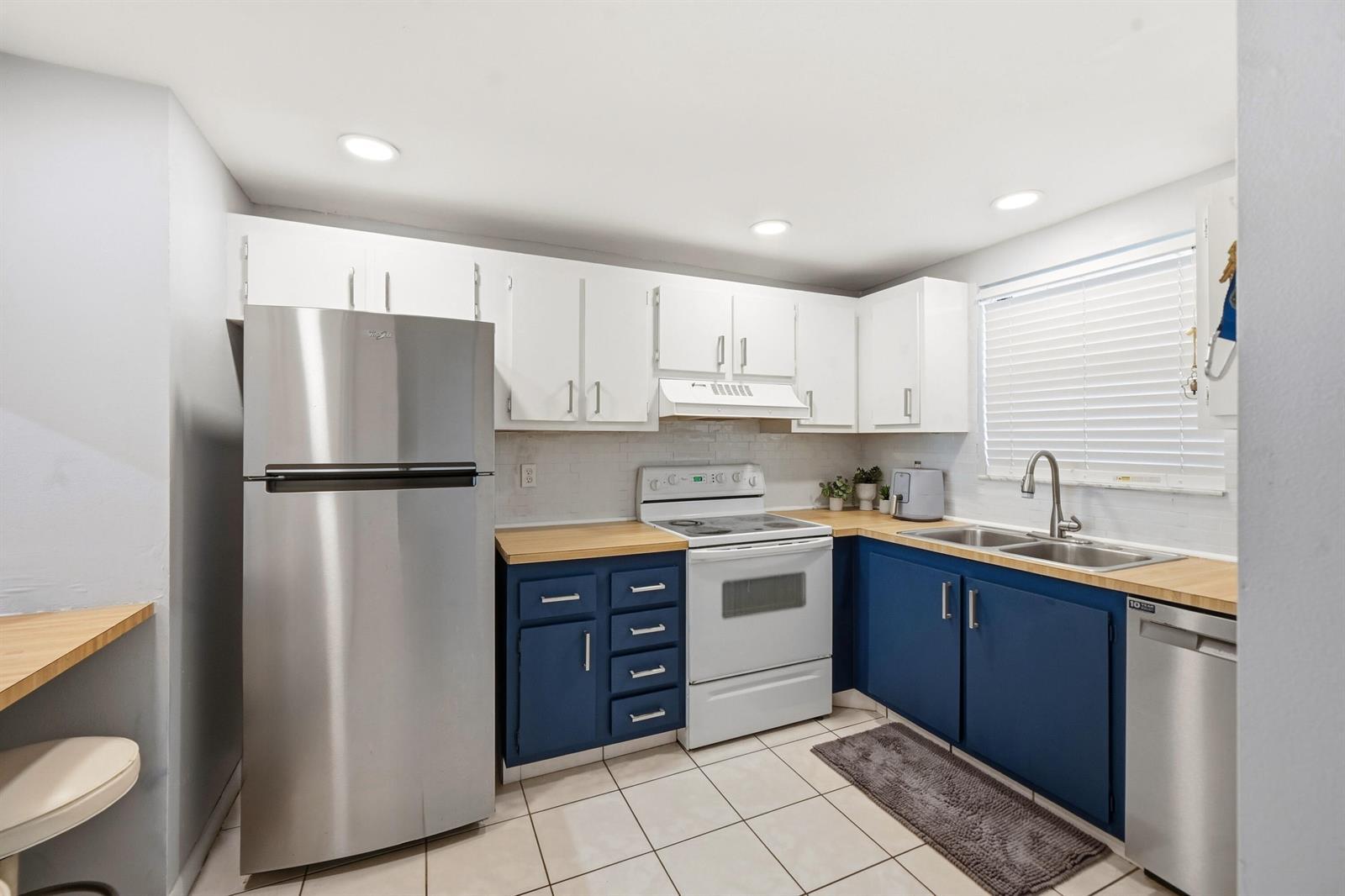 2181 Woolbright Road # N106, Boynton Beach FL 33426