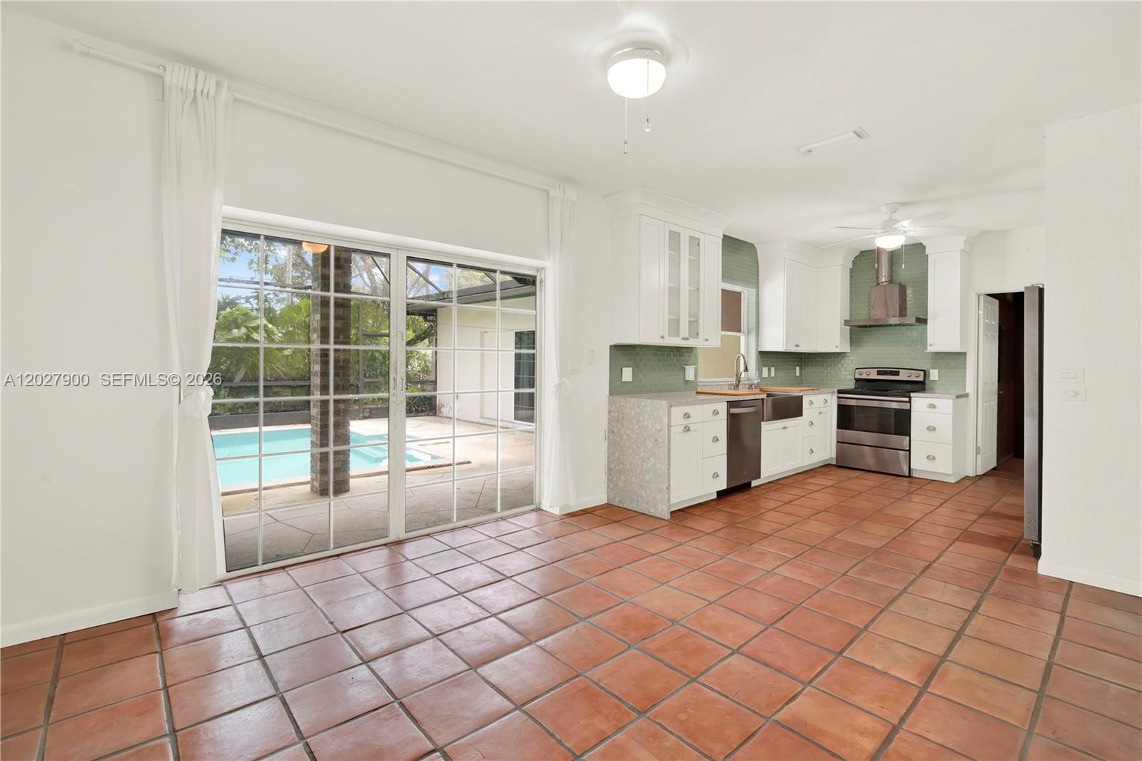 6980 SW 104th St, Pinecrest FL 33156 photo 5
