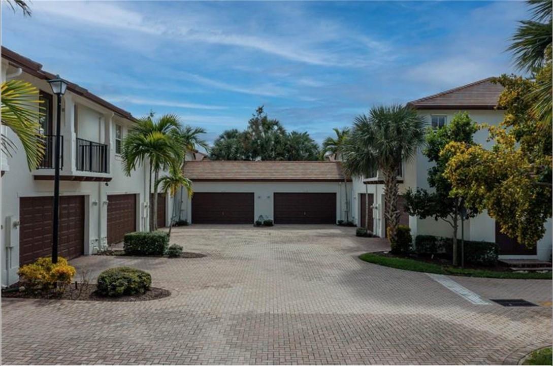4658 Monarch Way, Coconut Creek FL 33073 photo 5