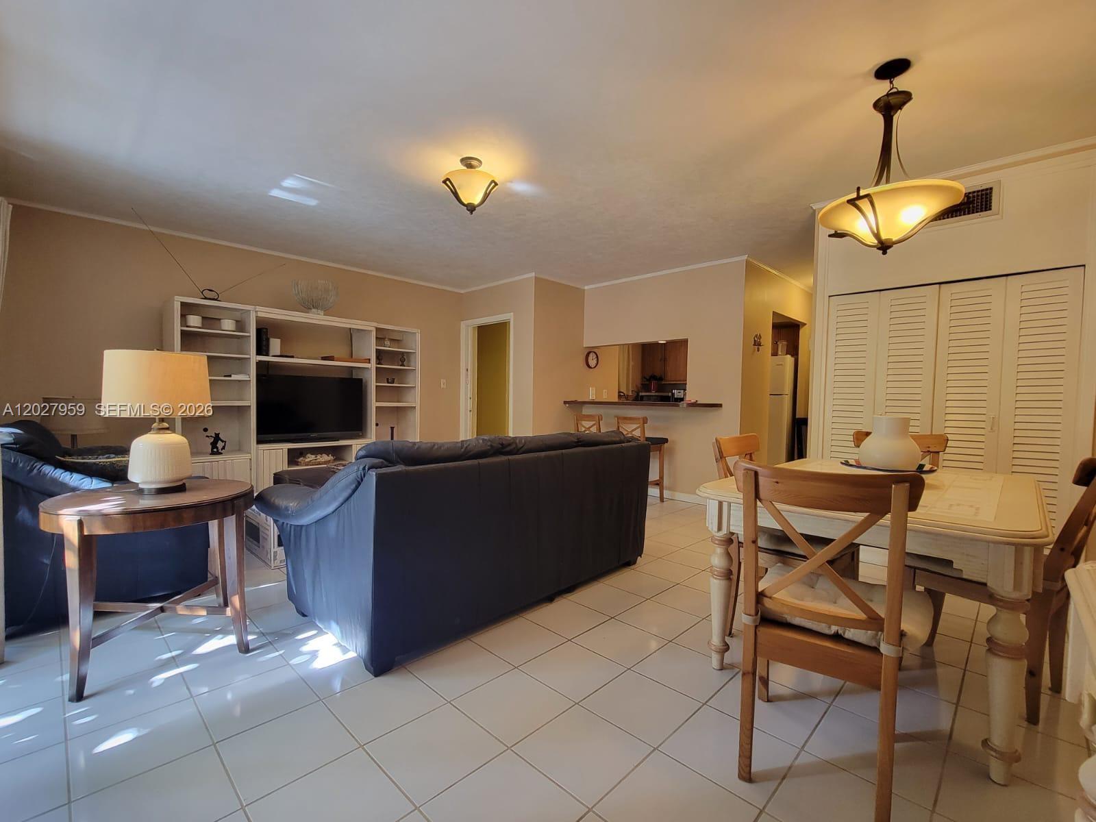 815 Middle River Dr # 203, Fort Lauderdale FL 33304 photo 5