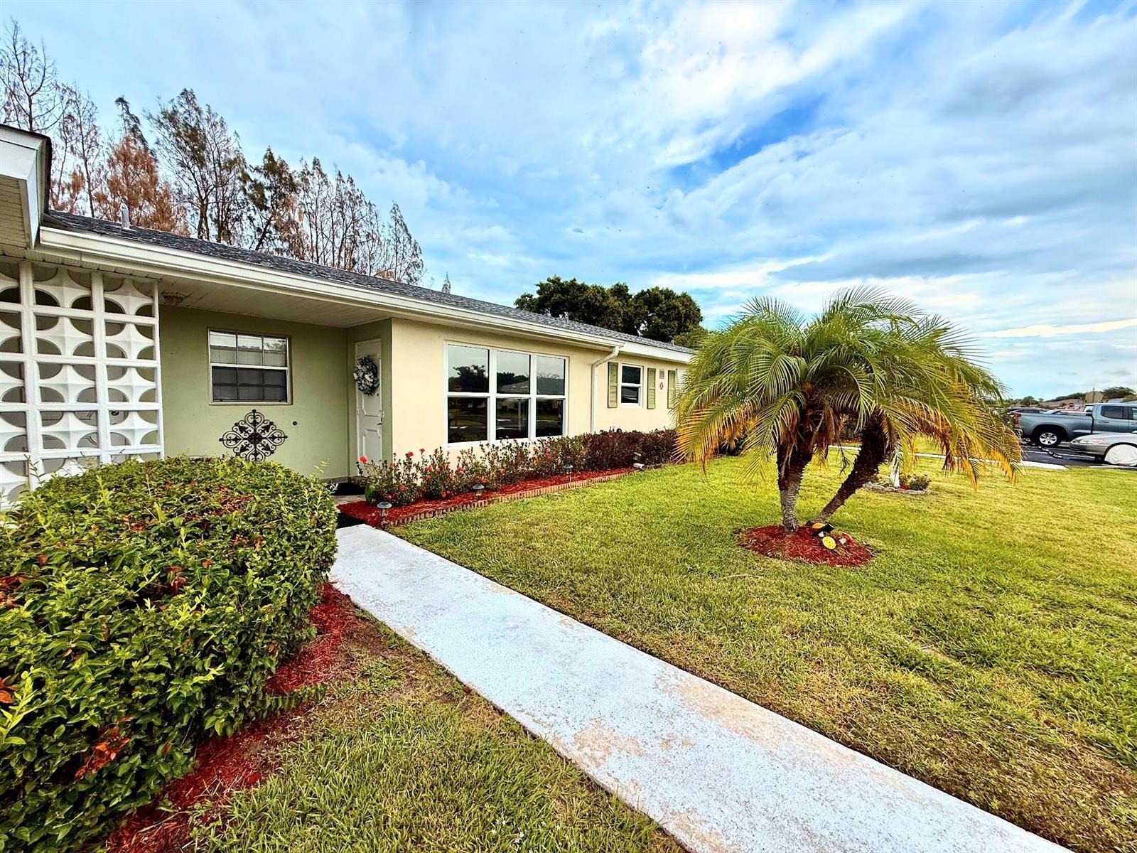 916 Savannas Point Drive # B, Fort Pierce FL 34982