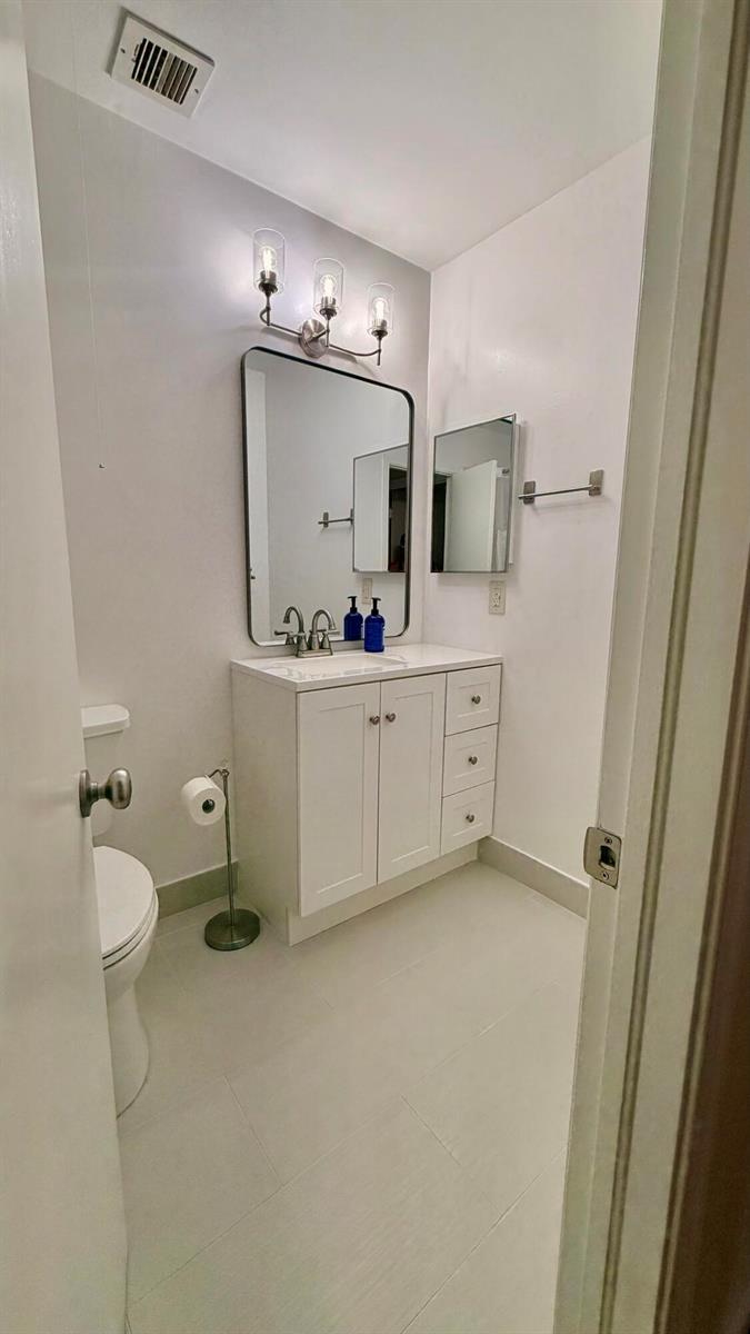 9121 E Highland Pines Drive, Palm Beach Gardens FL 33418 photo 5