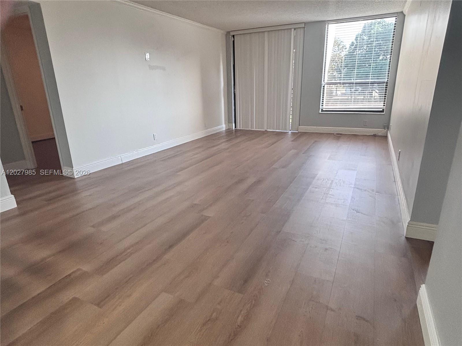 8050 W Mcnab Rd # 212, Tamarac FL 33321