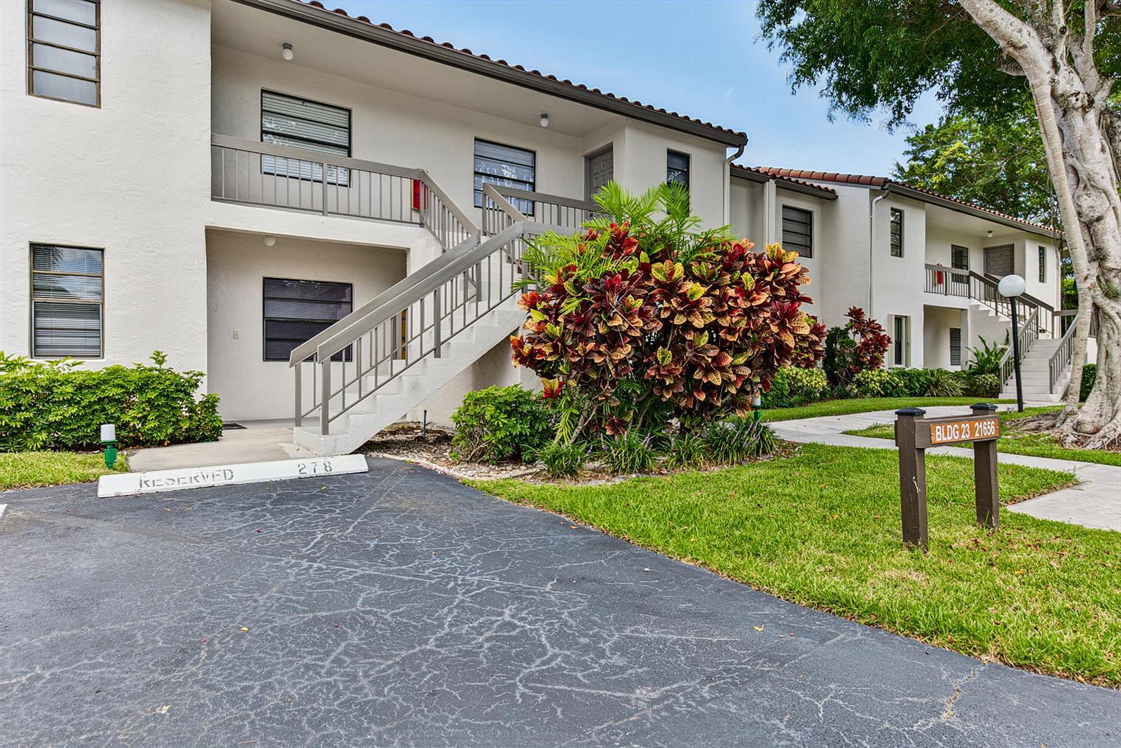 21656 Juego Circle S # 23f, Boca Raton FL 33433 photo 2