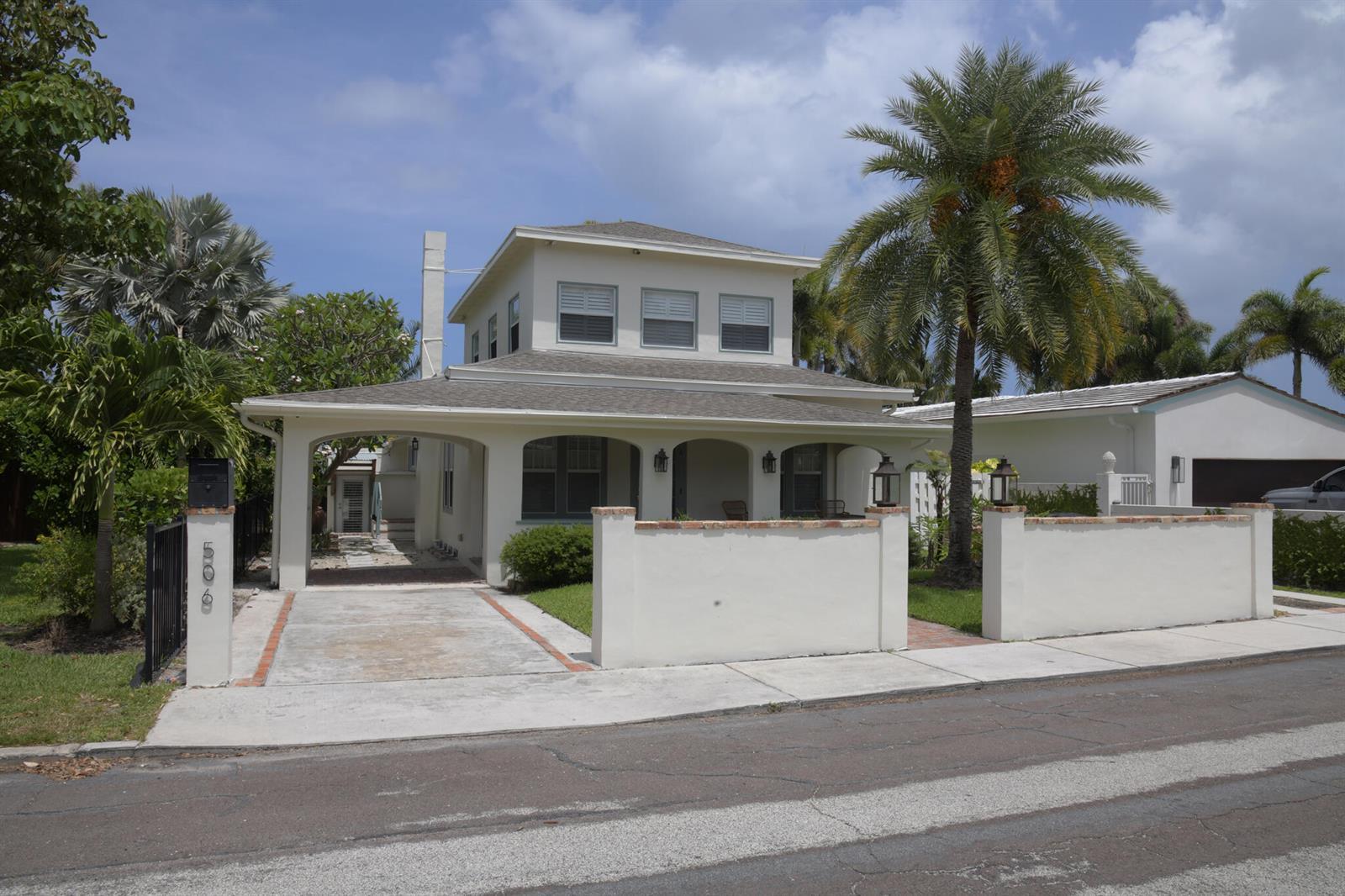 506 N Lakeside Drive, FL 33460