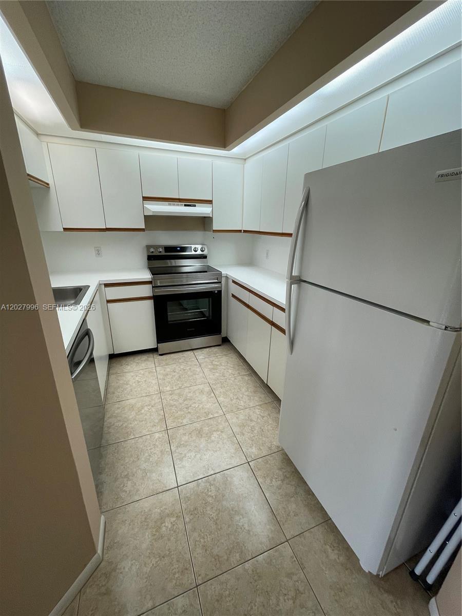 12800 SW 7th Ct # 304G, Pembroke Pines FL 33027 photo 5