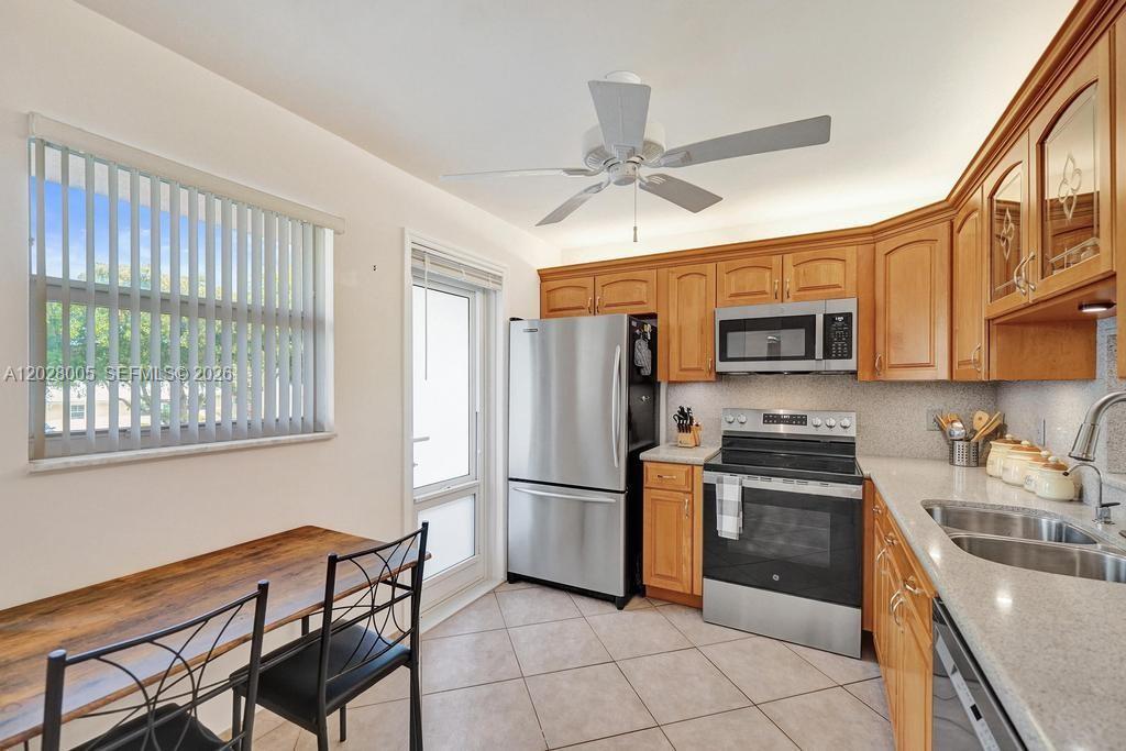 1025 SE 2nd Ave # 208, Dania Beach FL 33004 photo 3
