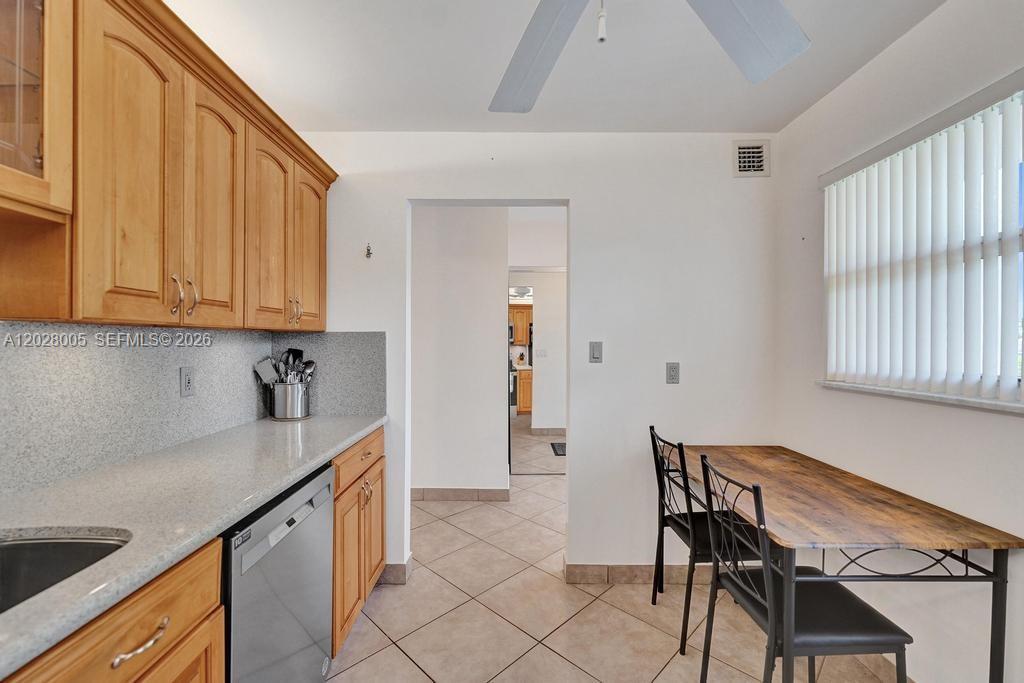 1025 SE 2nd Ave # 208, Dania Beach FL 33004 photo 5