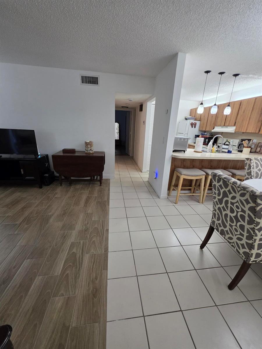 3402 Gardens East Drive # 14a, Palm Beach Gardens FL 33410 photo 4
