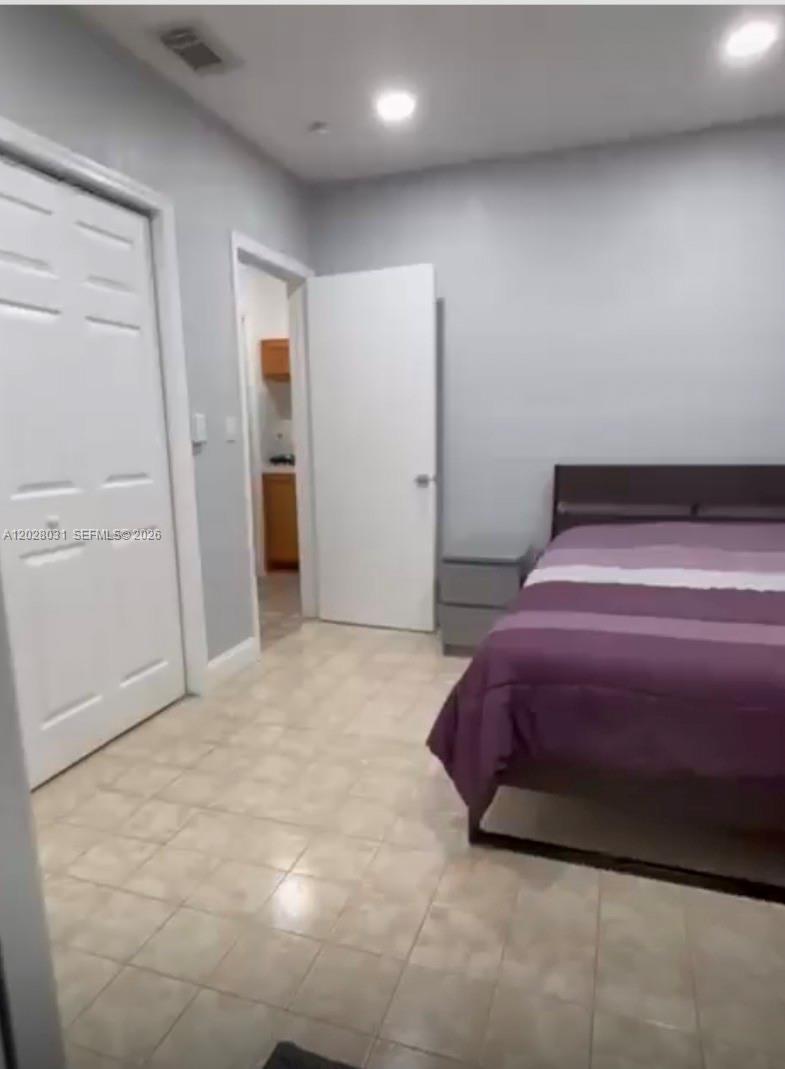 570 W 46th Pl # B, Hialeah FL 33012 photo 3