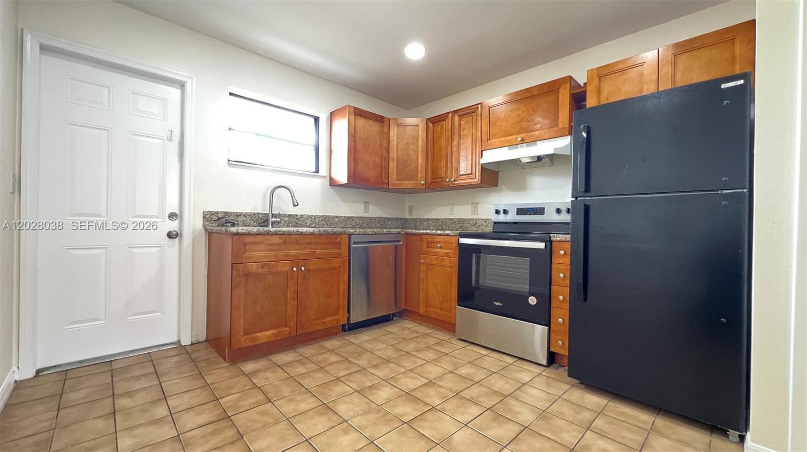5914 Taylor St # 2, Hollywood FL 33021 photo 4