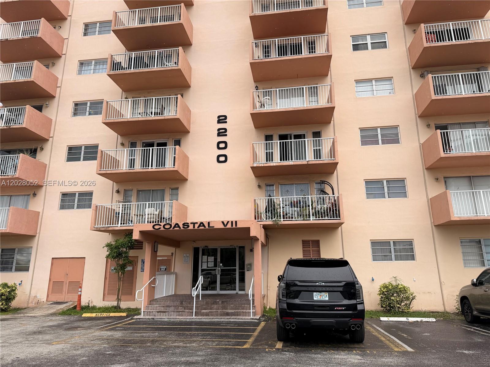 2200 E Hallandale Beach Blvd # 303, Hallandale Beach FL 33009
