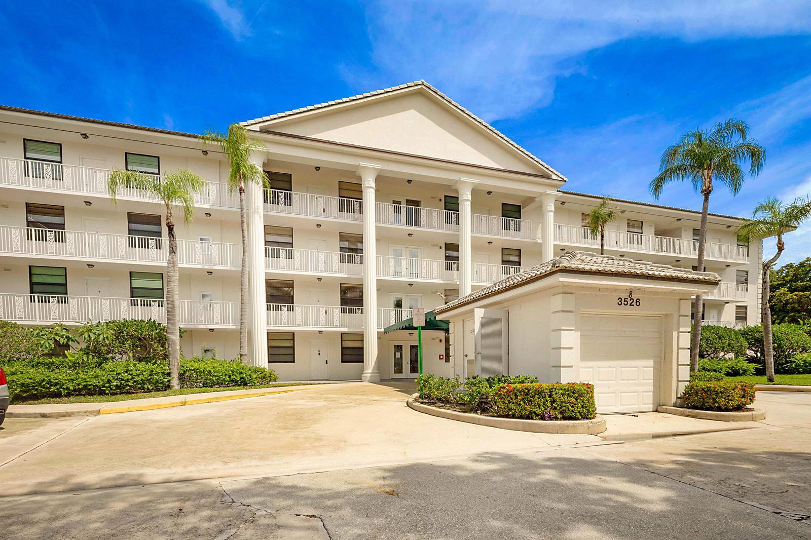 3526 Whitehall Drive # 302, West Palm Beach FL 33401