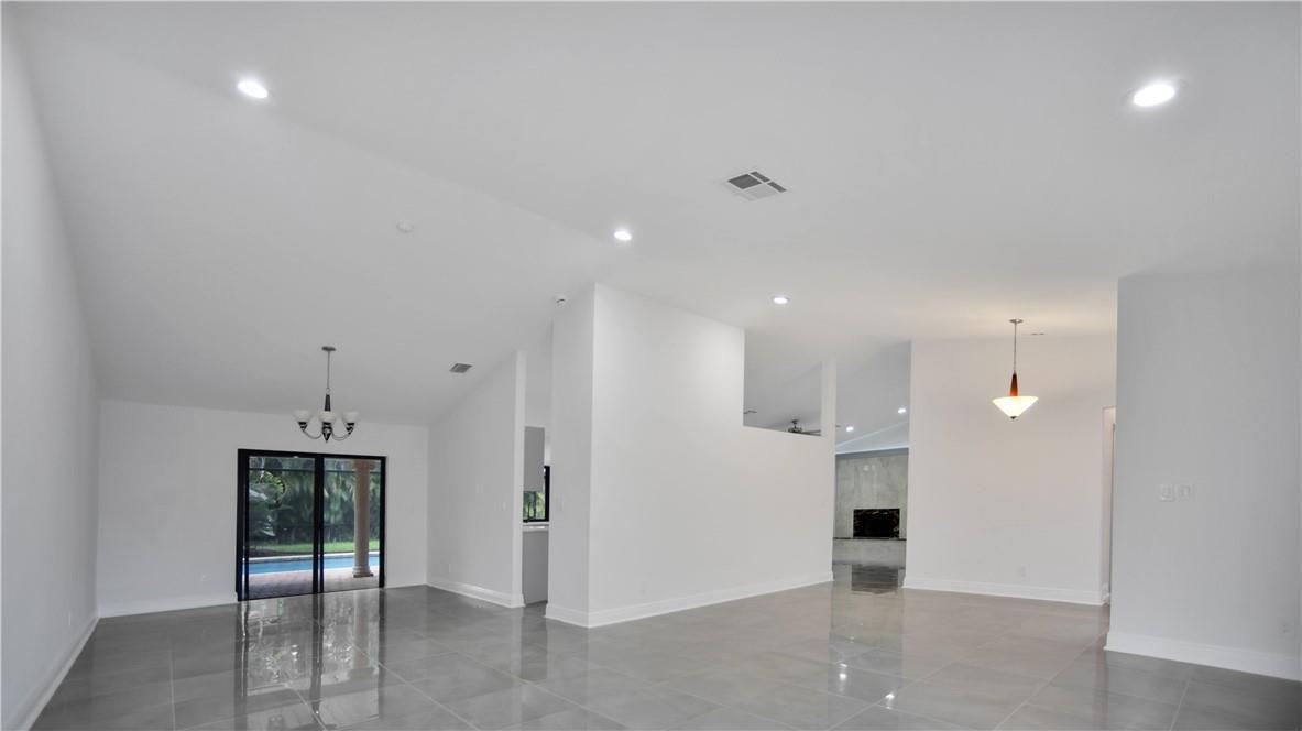 11159 NW 10th Place, Coral Springs FL 33071 photo 5
