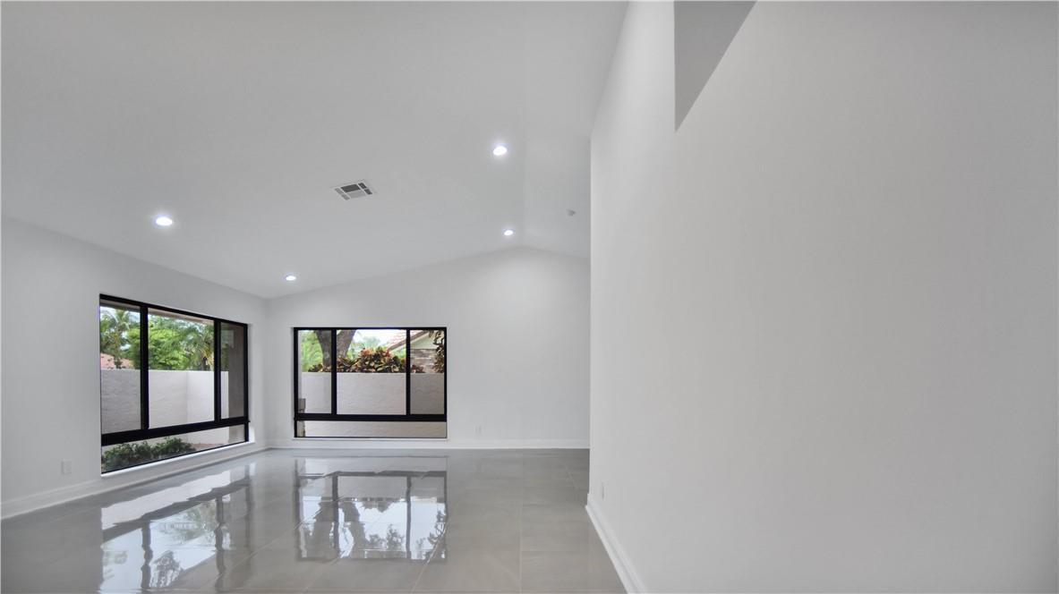 11159 NW 10th Place, Coral Springs FL 33071 photo 4
