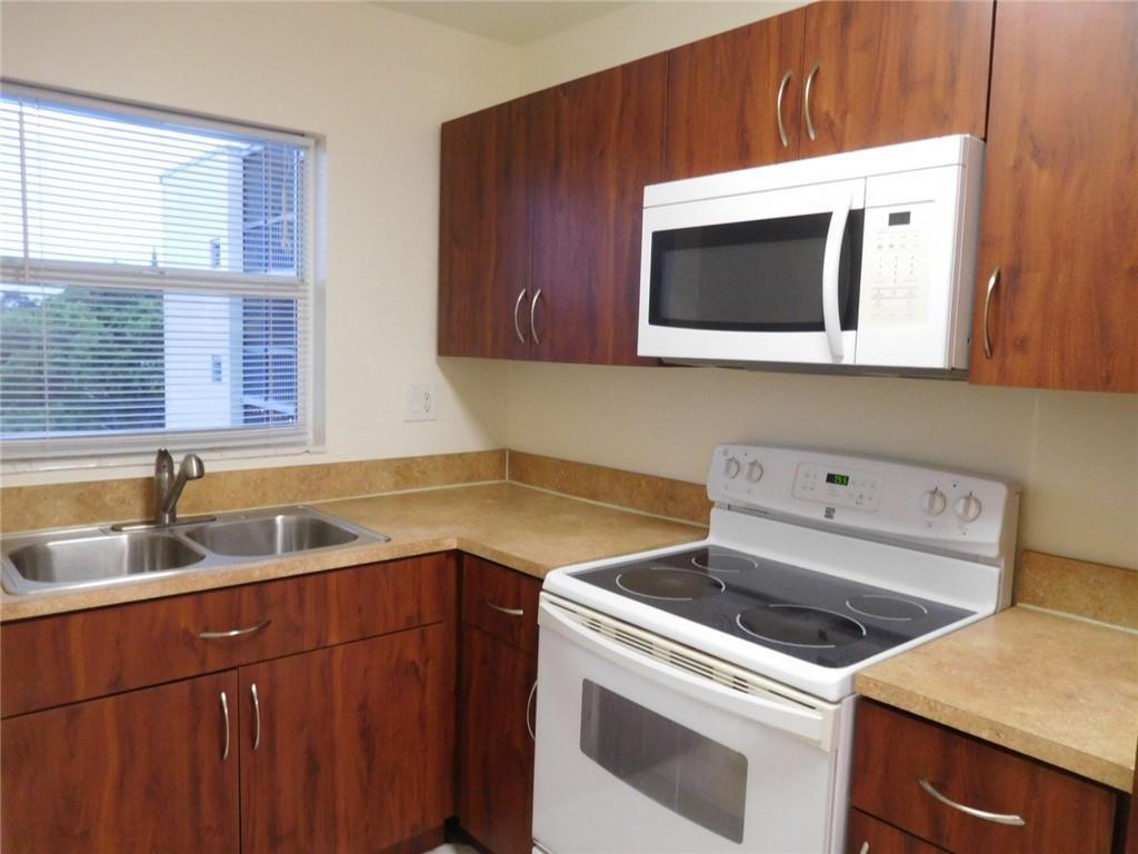 1425 Arthur Street # 414b, Hollywood FL 33020 photo 2
