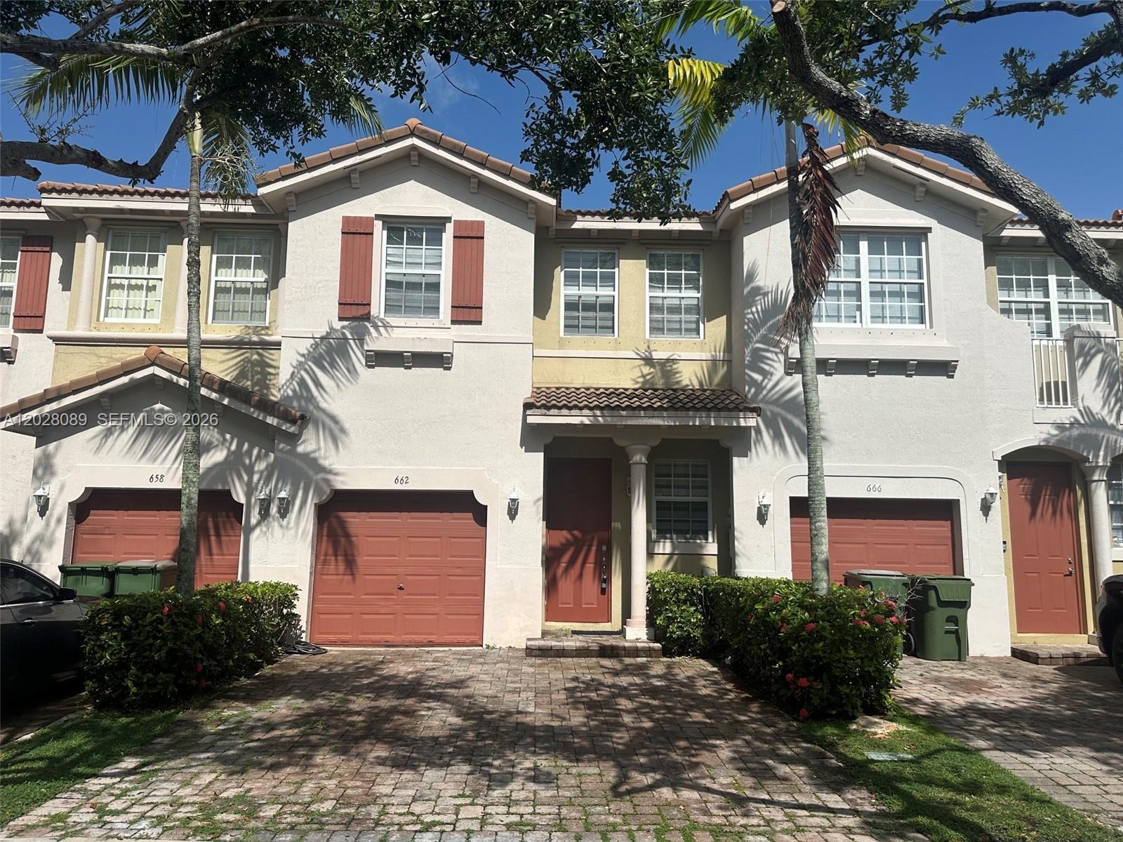 662 NE 21st Ter, Homestead FL 33033 photo 2