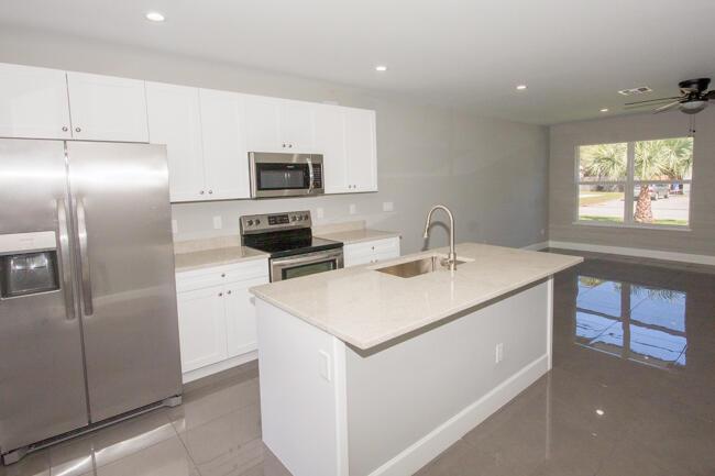 195 S 4th Street, Lantana FL 33462 photo 4