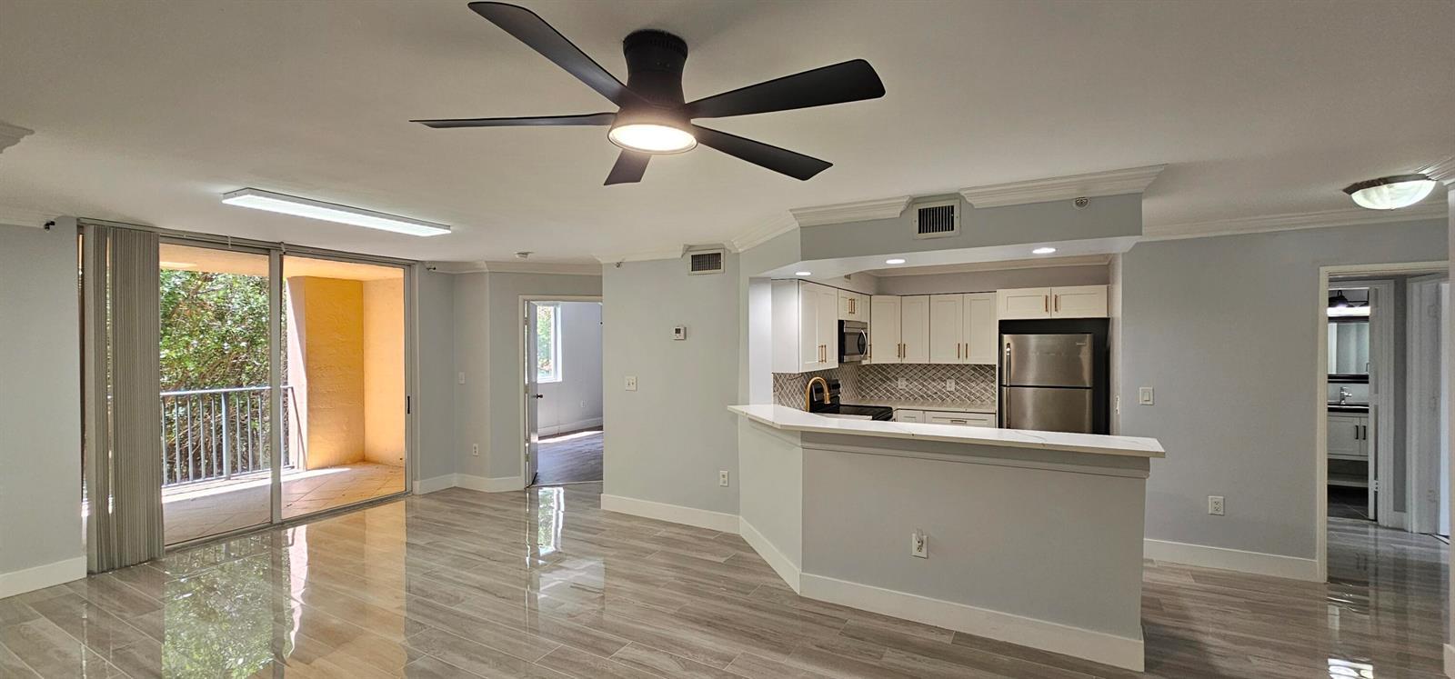400 Scotia Drive # 203, Hypoluxo FL 33462 photo 4