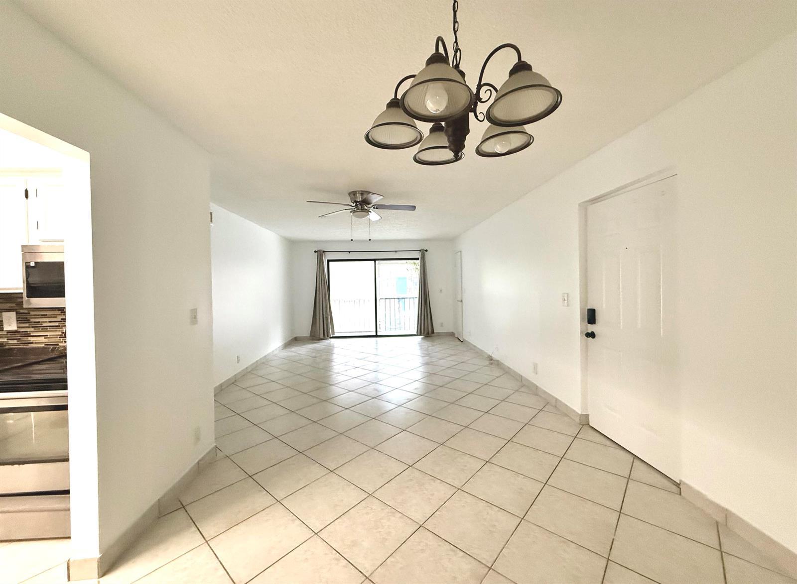 9935 Pineapple Tree Drive Apt 208, Boynton Beach FL 33436 photo 5