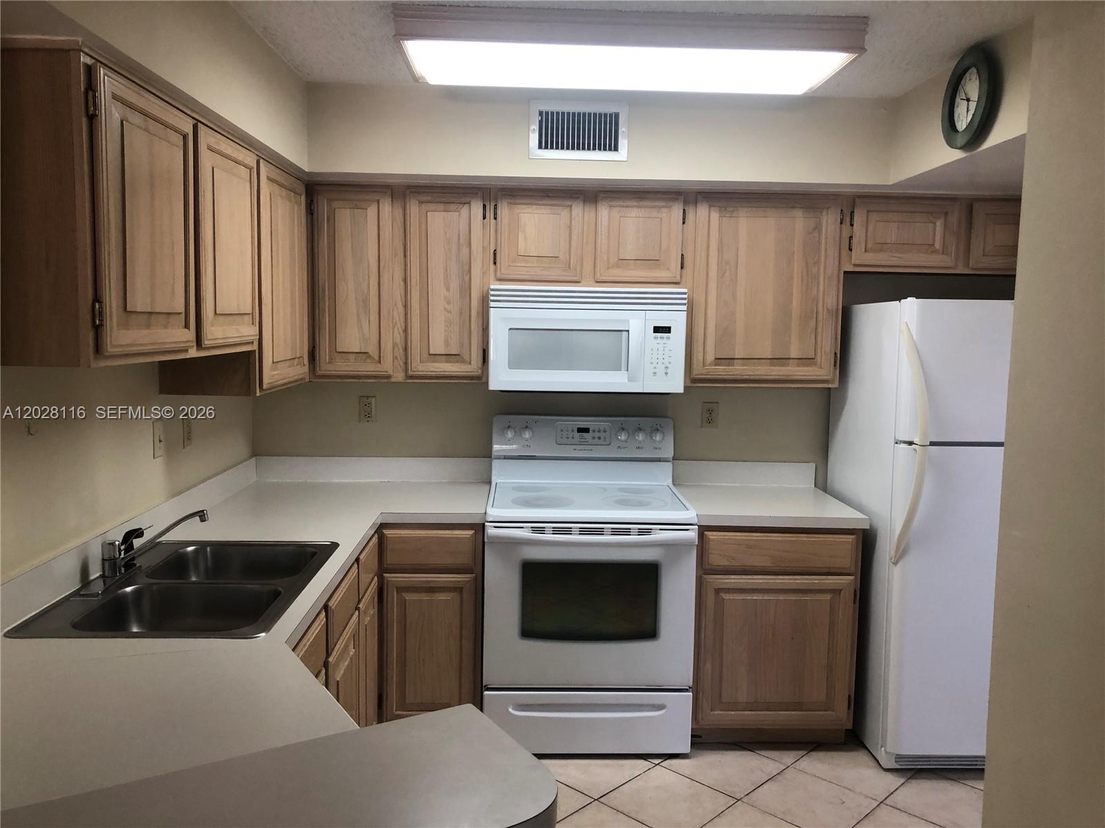 1280 S Alhambra Cir # 2201, Coral Gables FL 33146 photo 2