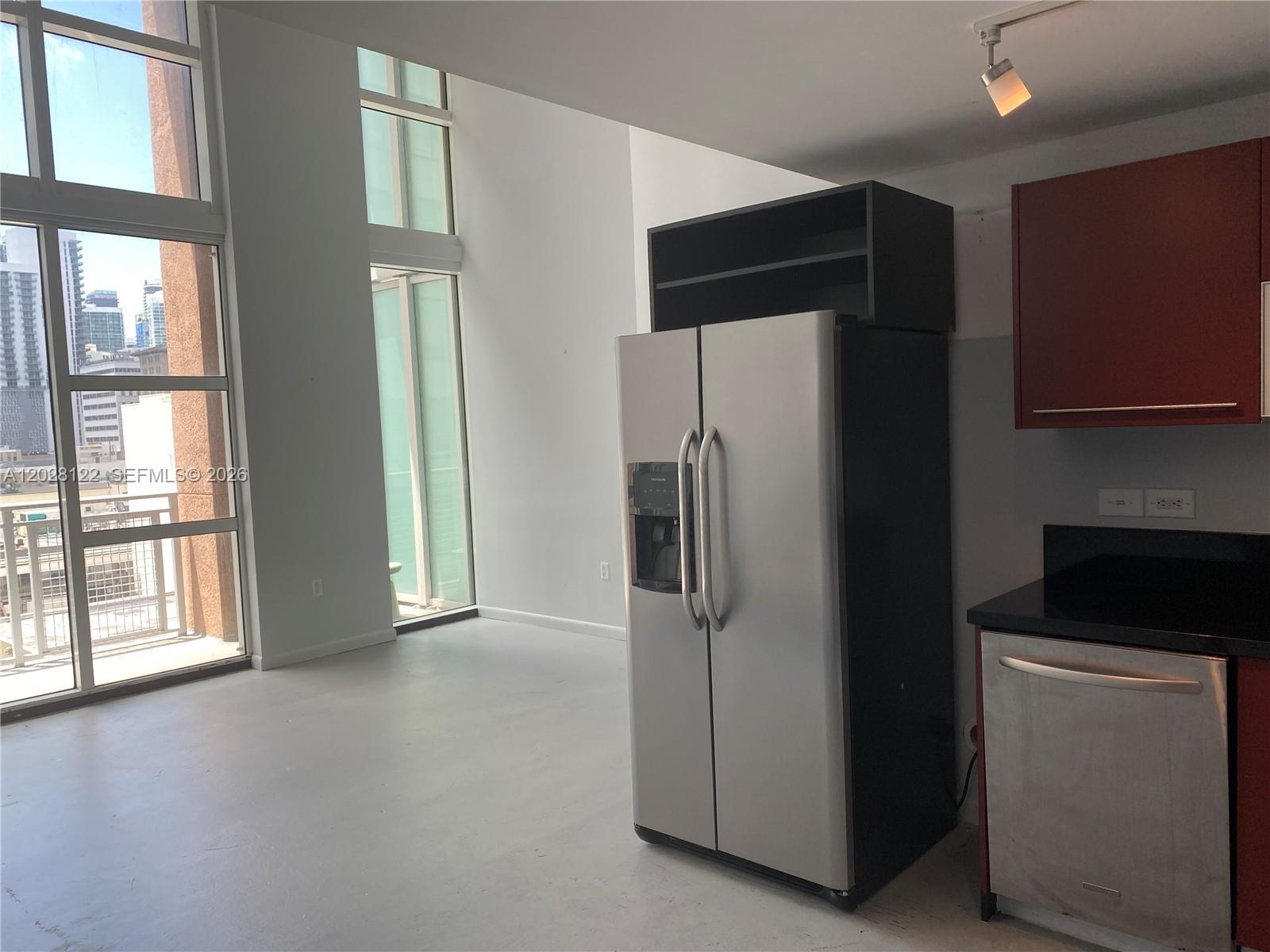 253 NE 2nd St # 621, Miami FL 33132 photo 4