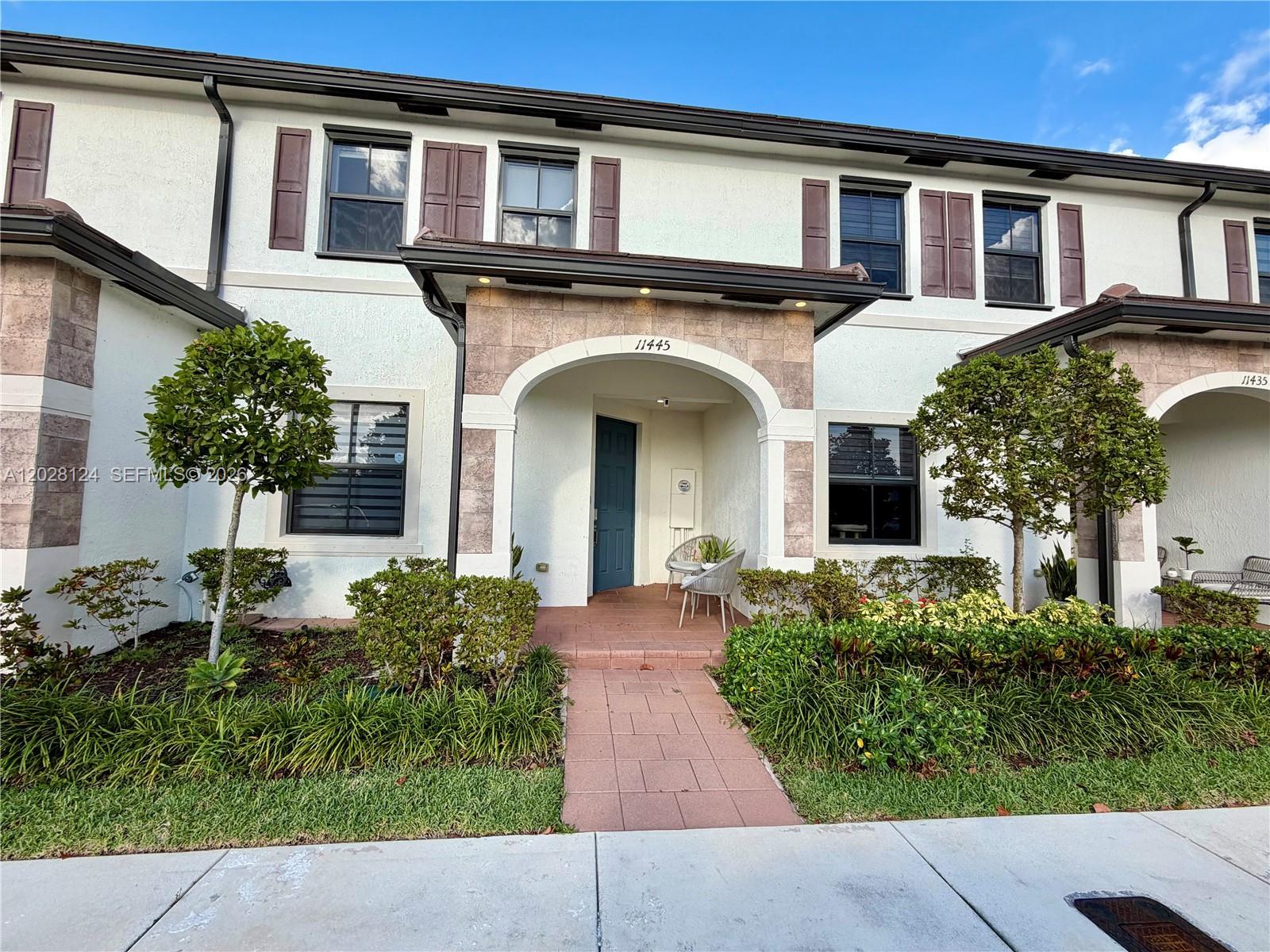 11445 W 33rd Ln, Hialeah FL 33018