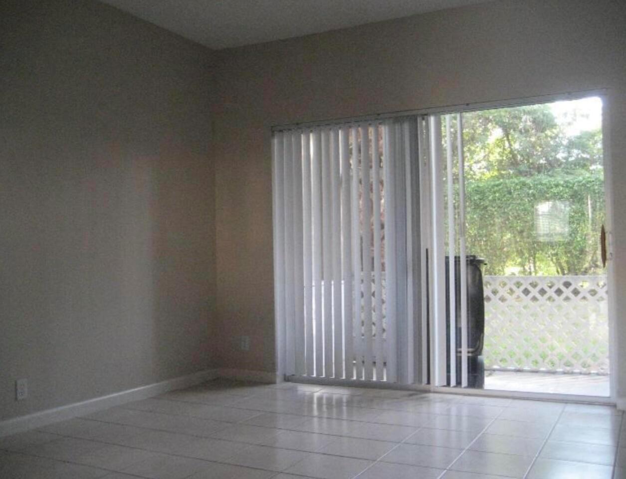 5113 SE Palmbrooke Circle SE, West Palm Beach FL 33417 photo 4