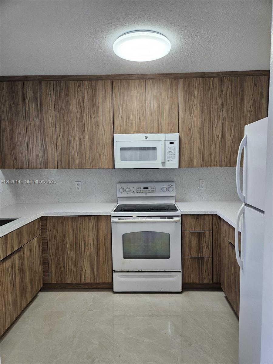 8394 SW 152nd Ave # 34, Miami FL 33193 photo 5