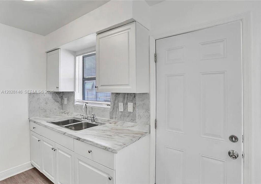 2627 Lincoln St, Hollywood FL 33020 photo 4