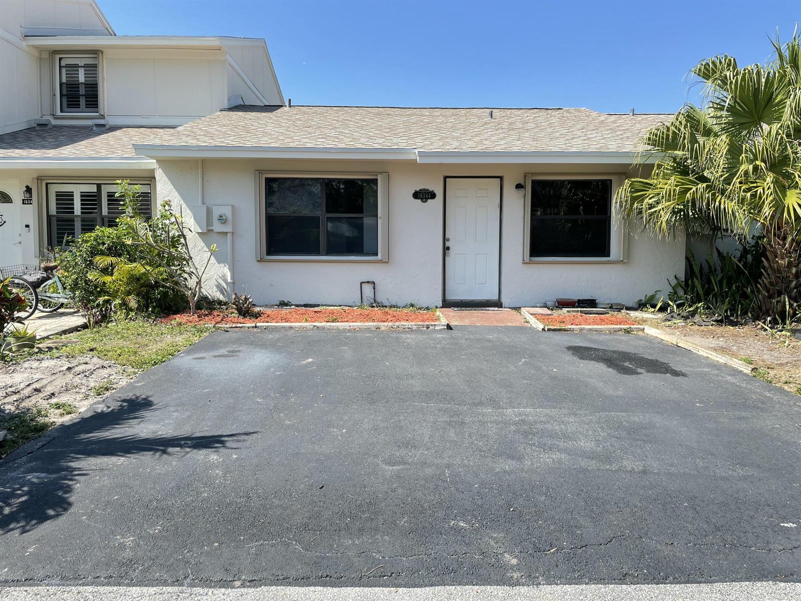 16344 Country Lake Circle, Delray Beach FL 33484