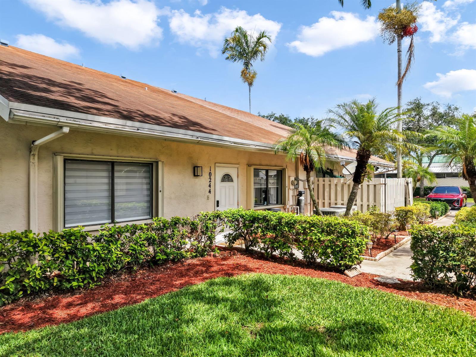10244 NW 33rd Place, Sunrise FL 33351 photo 4