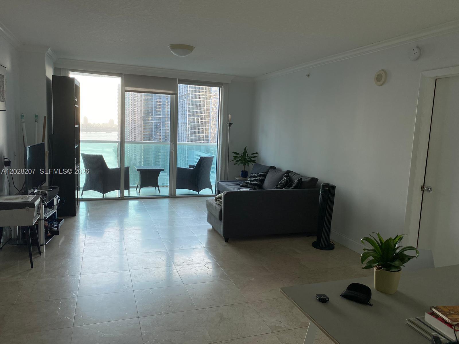31 SE 5th St # 2308, Miami FL 33131 photo 3