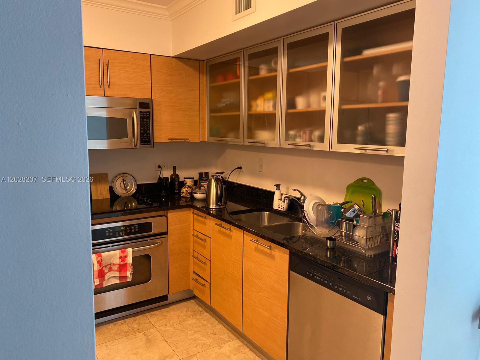 31 SE 5th St # 2308, Miami FL 33131 photo 5