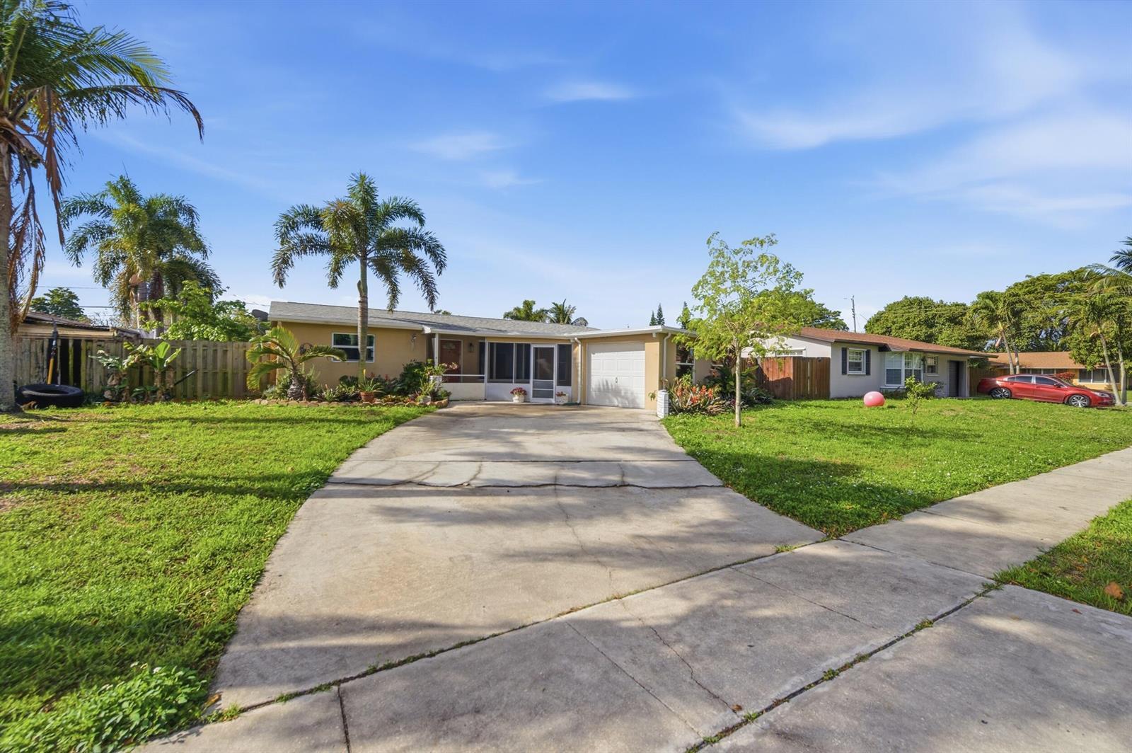 6830 NW 8th Court, Margate FL 33063 photo 2